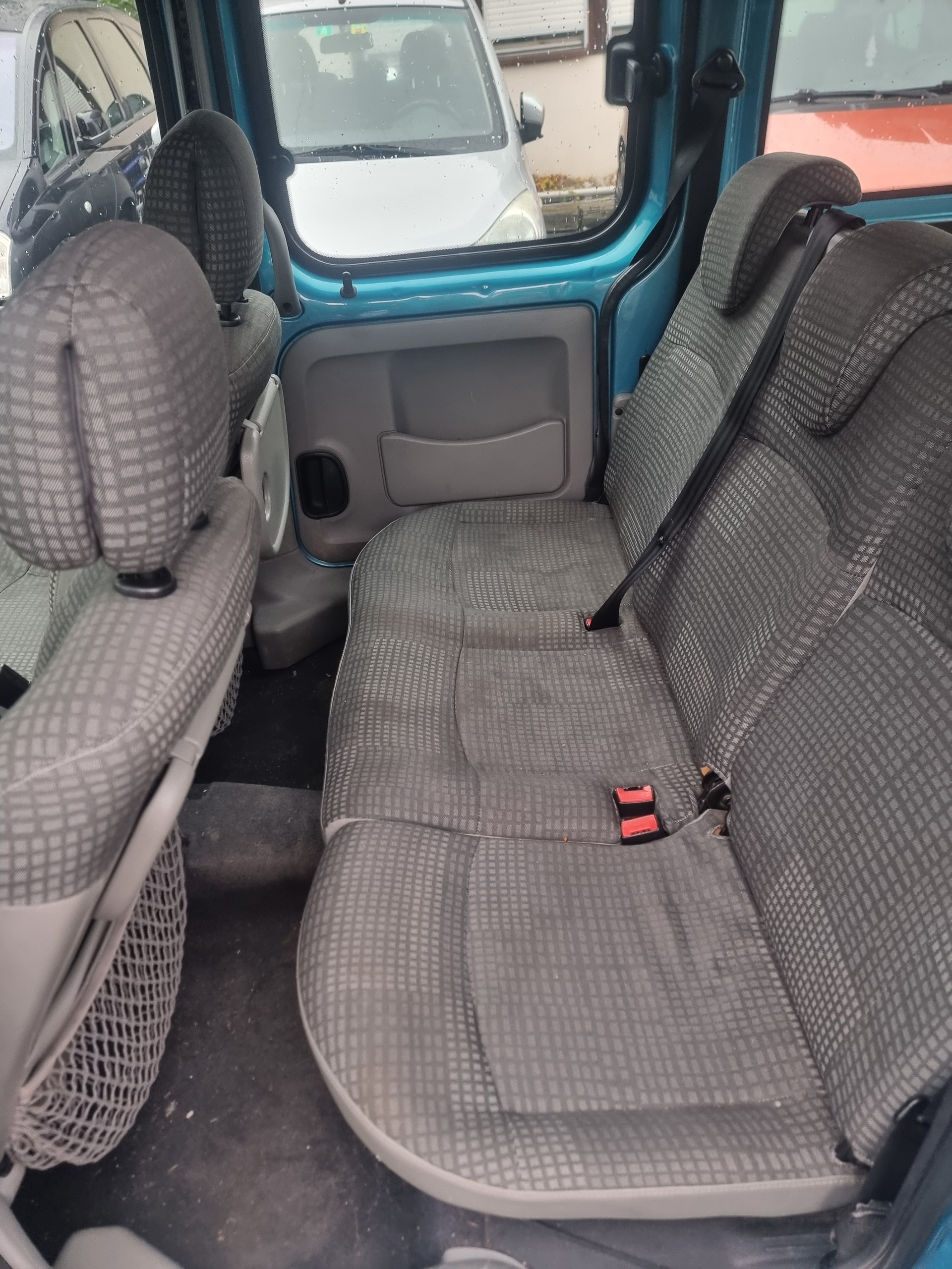 RENAULT Kangoo 1.6 16V Privilège-image-11