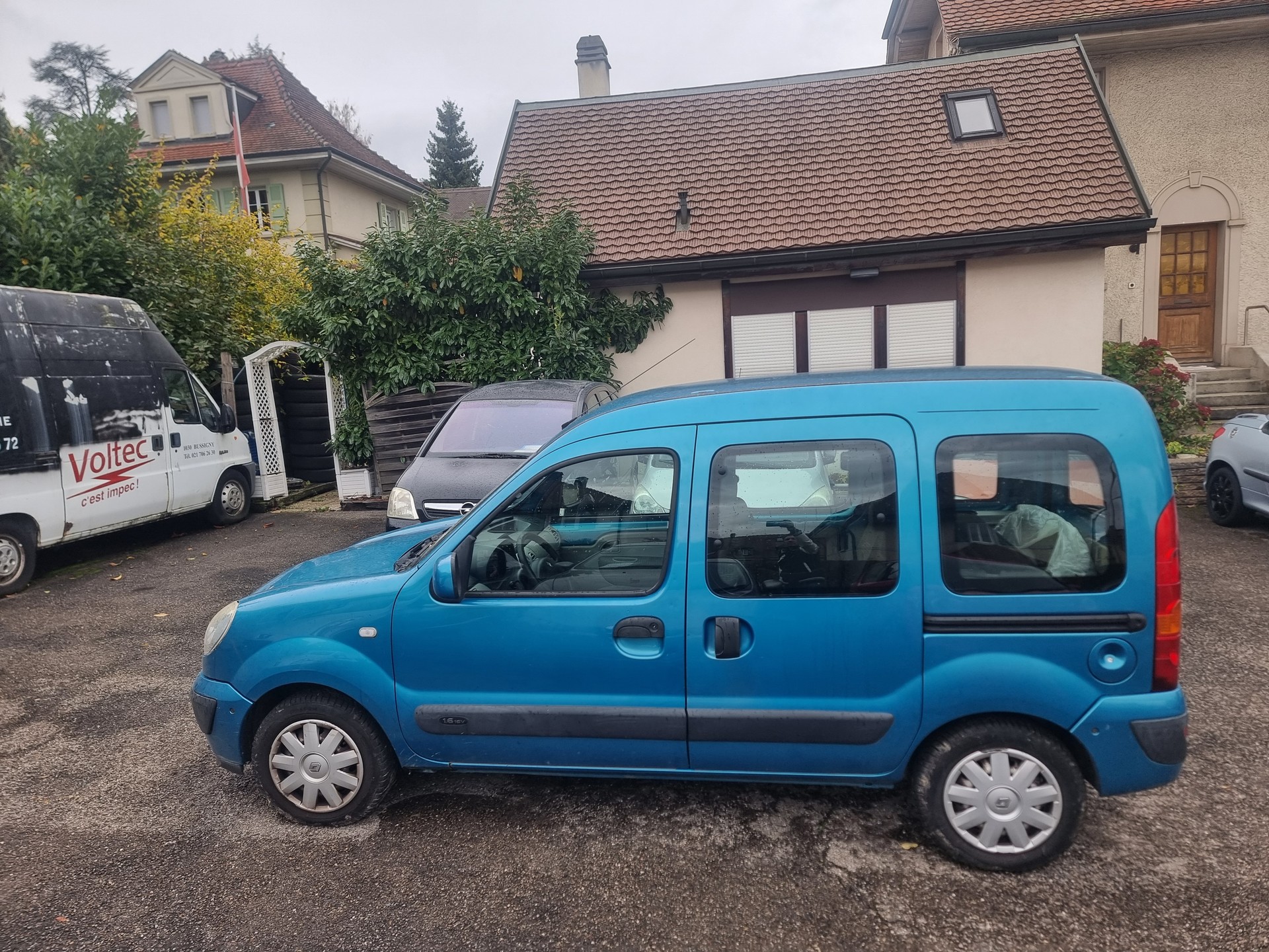 RENAULT Kangoo 1.6 16V Privilège-image-6