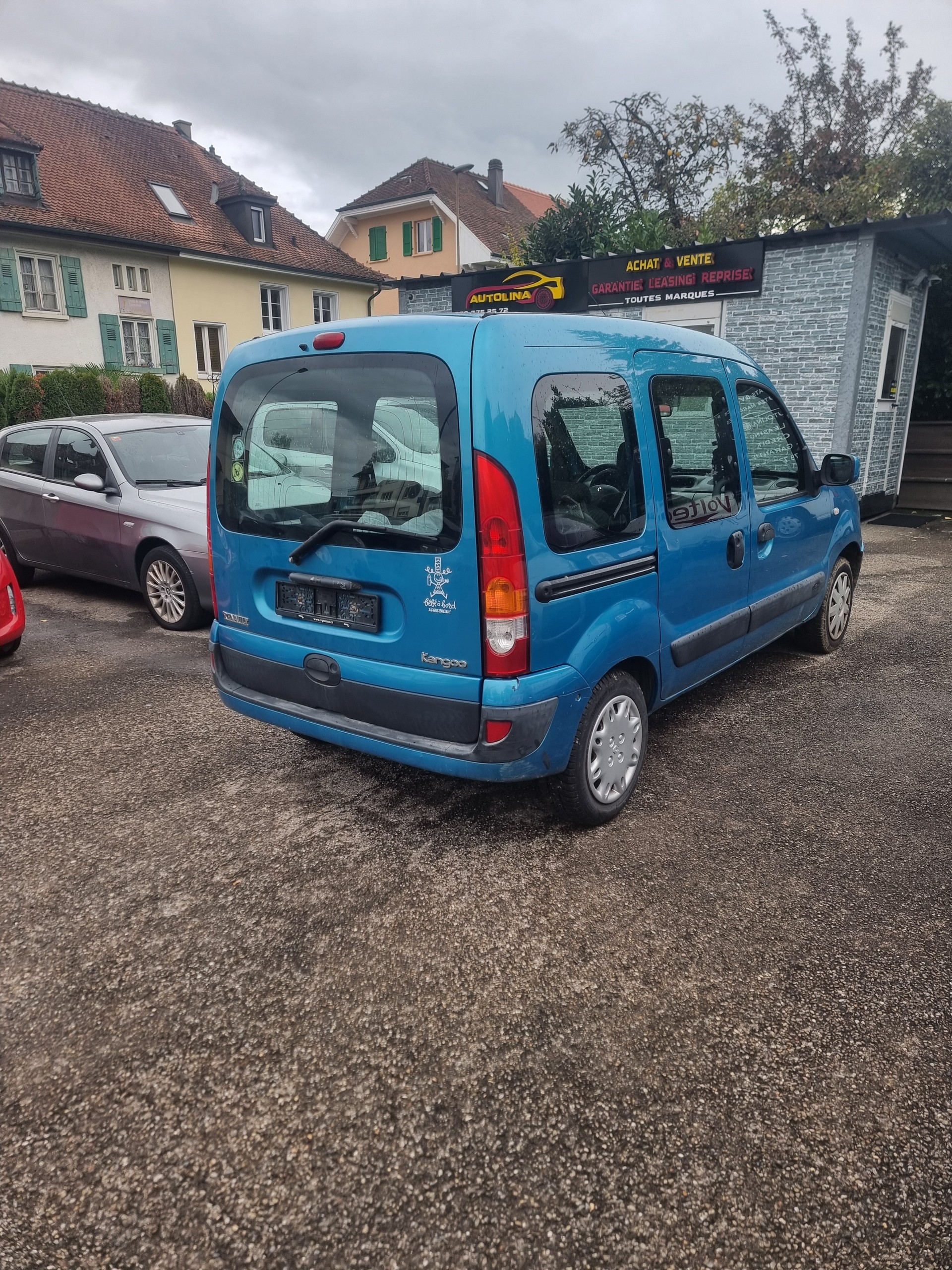 RENAULT Kangoo 1.6 16V Privilège-image-3
