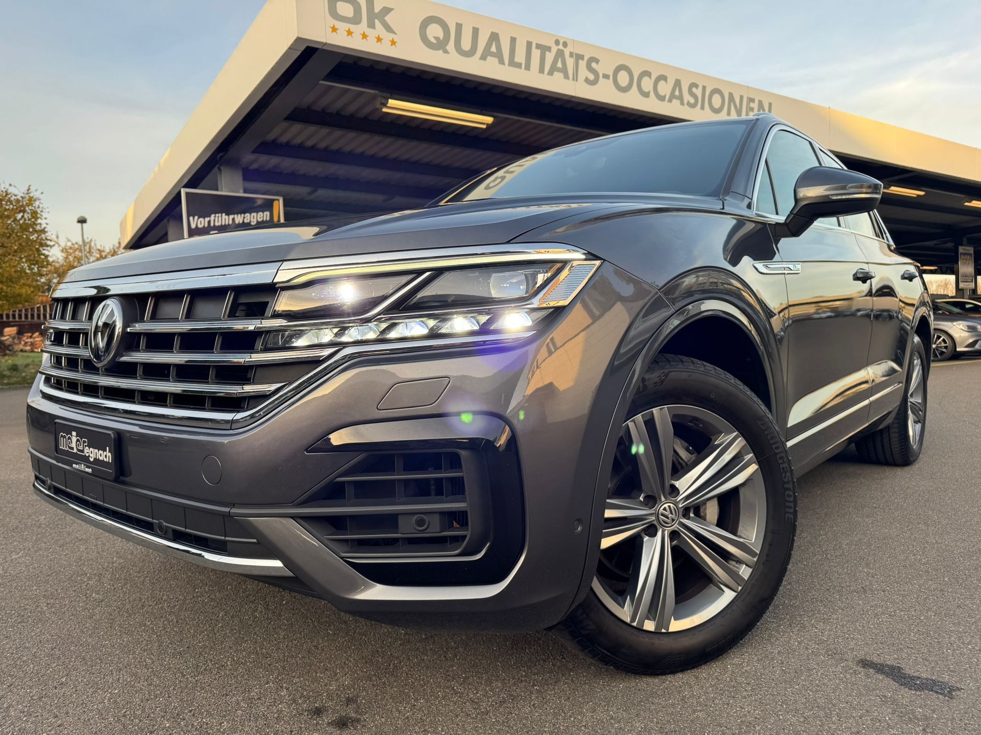VW Touareg 3.0 TDI R Line Tiptronic-image-0