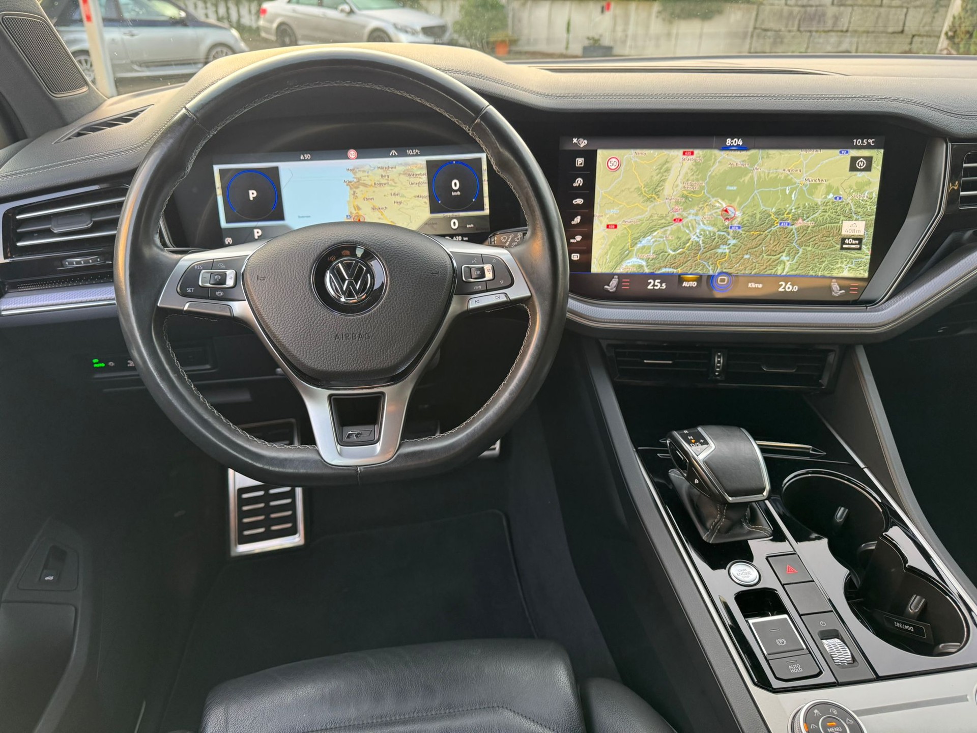 VW Touareg 3.0 TDI R Line Tiptronic-image-12