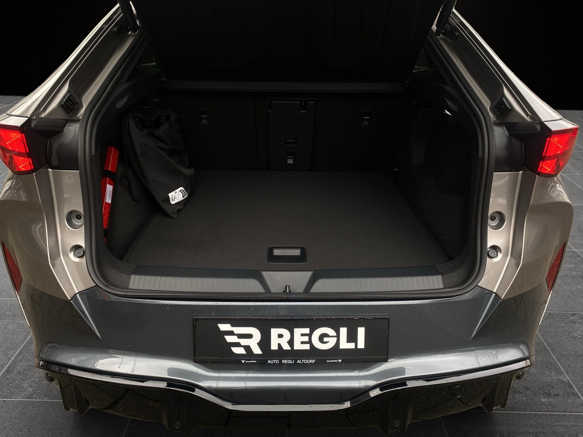 CUPRA Tavascan Type 10 77 kWh Extreme-image-18