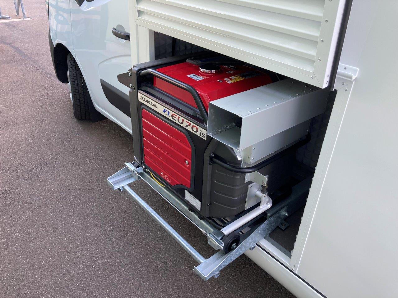RENAULT Verkaufswagen für Eis / Glace-image-8
