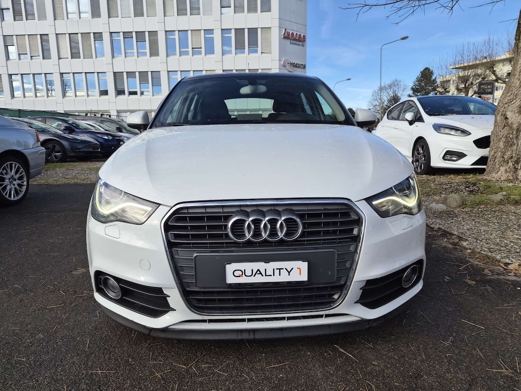 AUDI A1 Sportback 1.2 TFSI Attraction-image-1