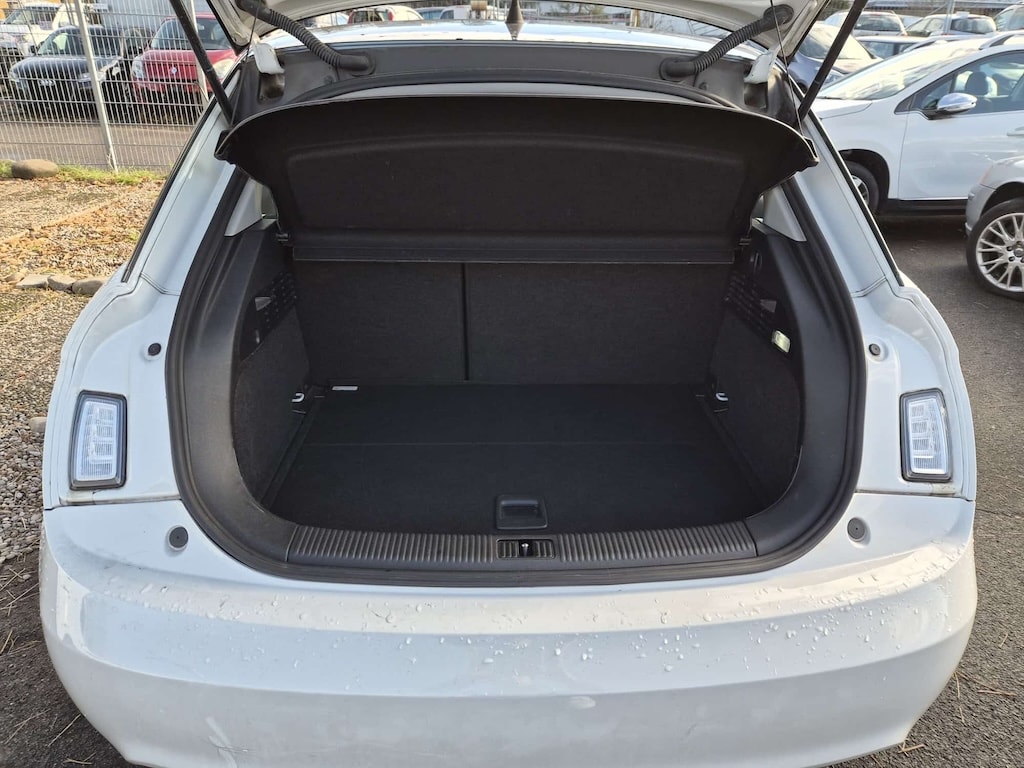 AUDI A1 Sportback 1.2 TFSI Attraction-image-14
