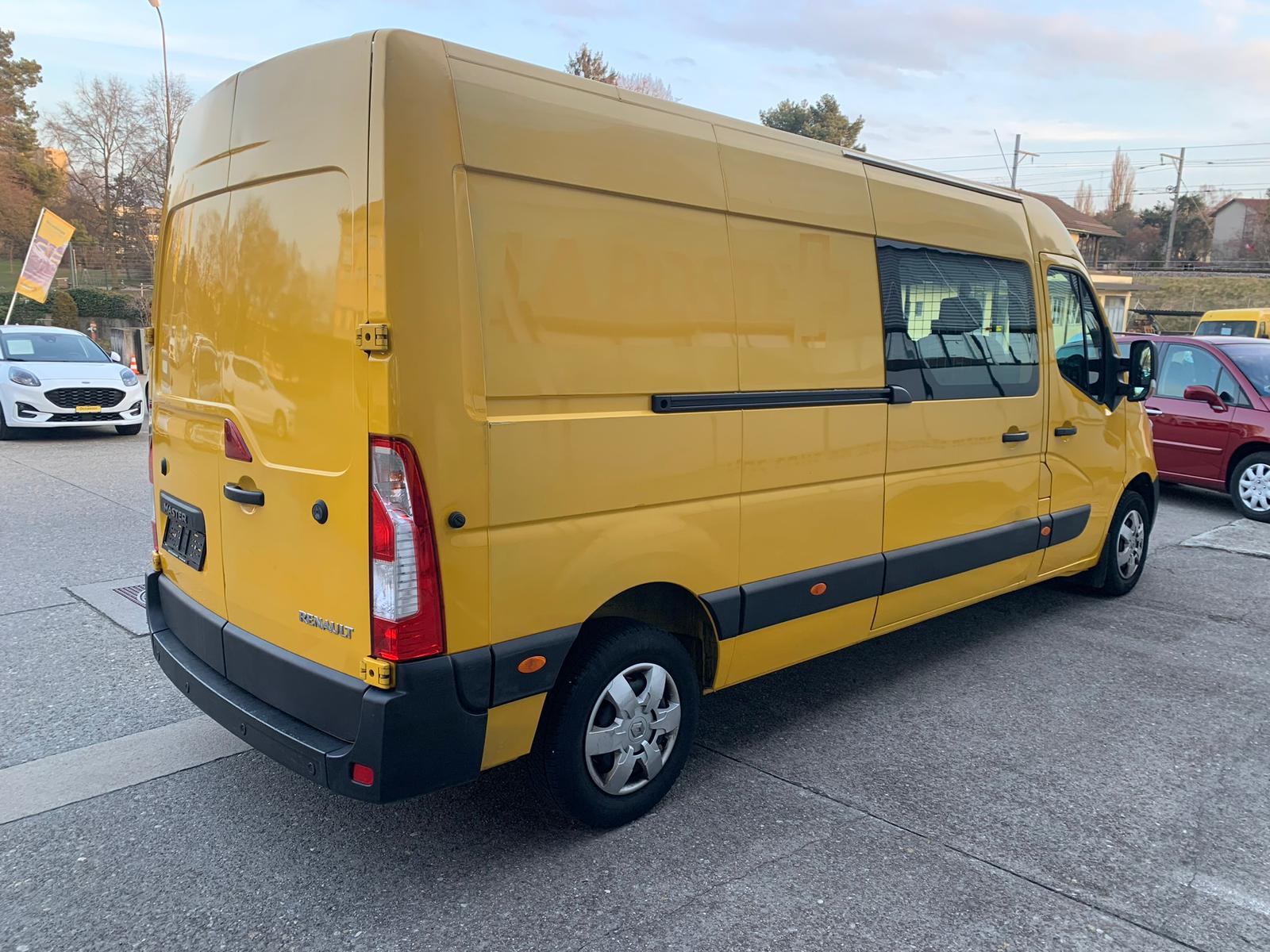 RENAULT Master T35 2.3dCi 135 L3H3-image-1