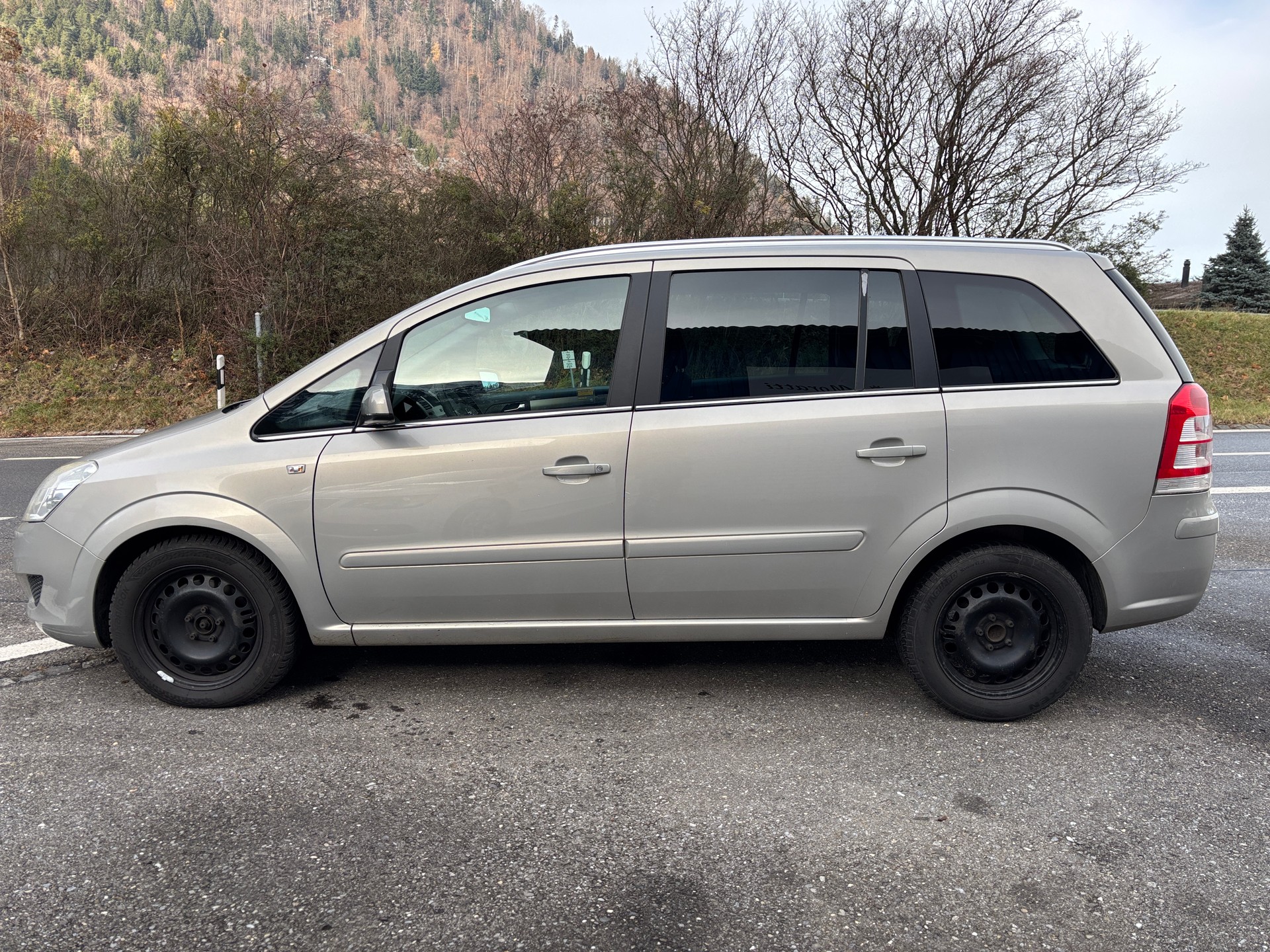 OPEL Zafira 2.2i 16V Enjoy Automatic-image-3