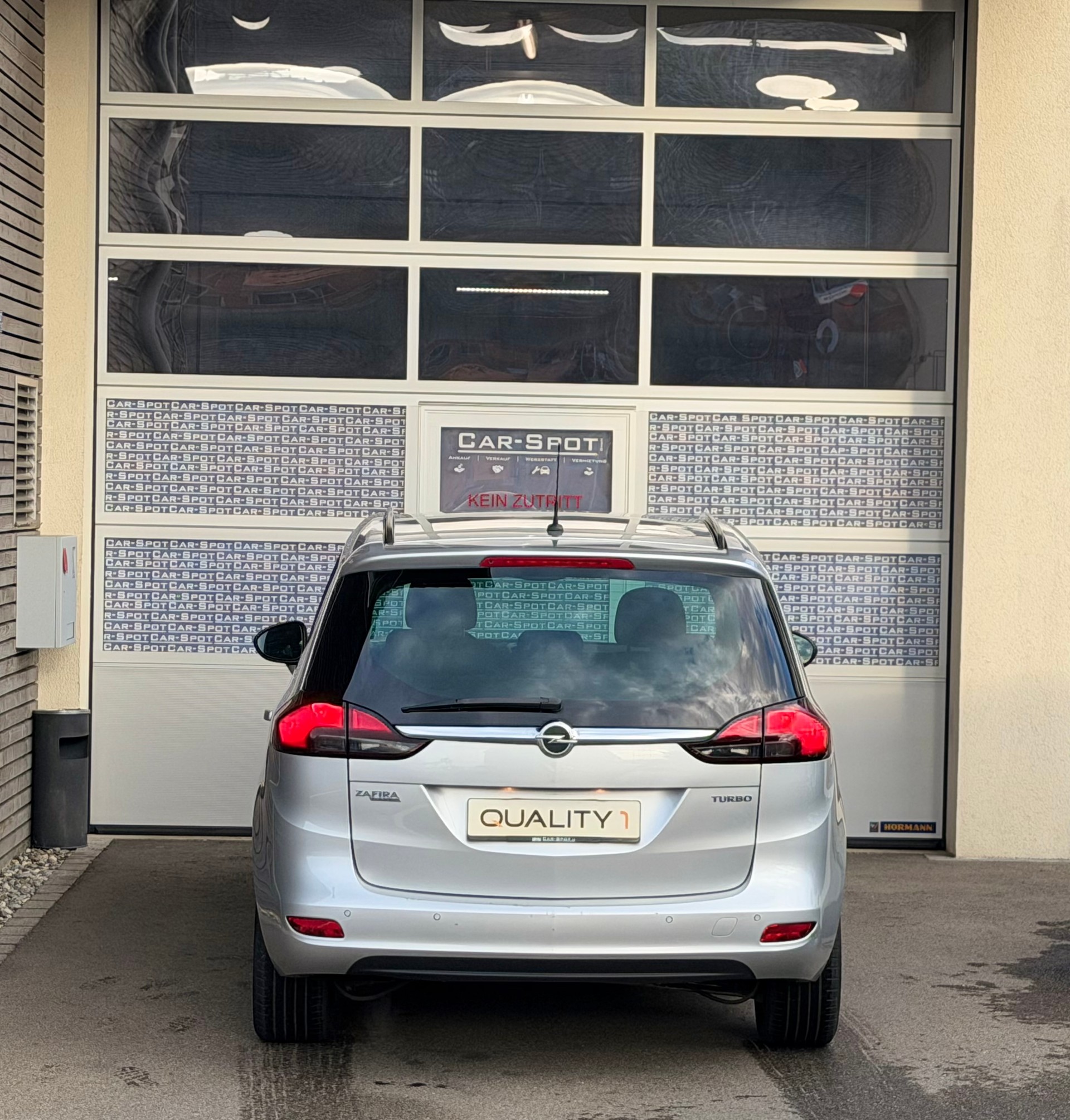 OPEL Zafira Tourer 1.4i 16V Turbo Automatic-image-4