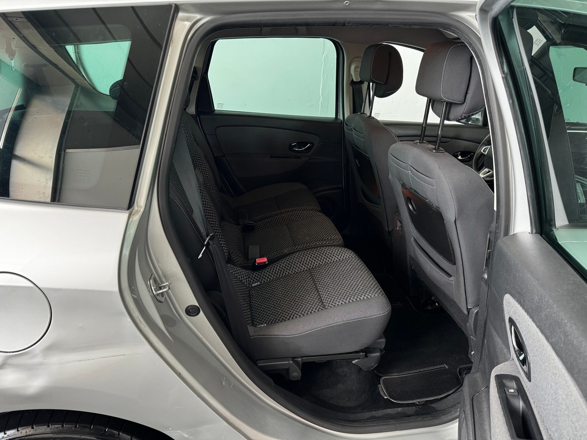 RENAULT Grand Scénic 1.6 dCi Dynamique-image-19