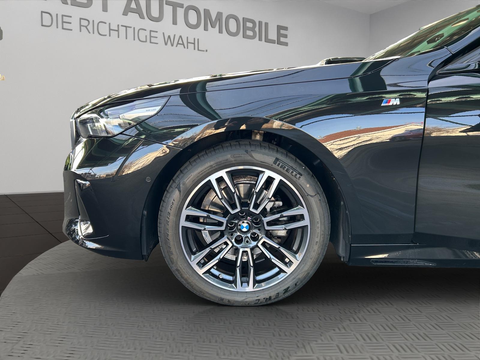 BMW 520d xDrive Touring-image-19