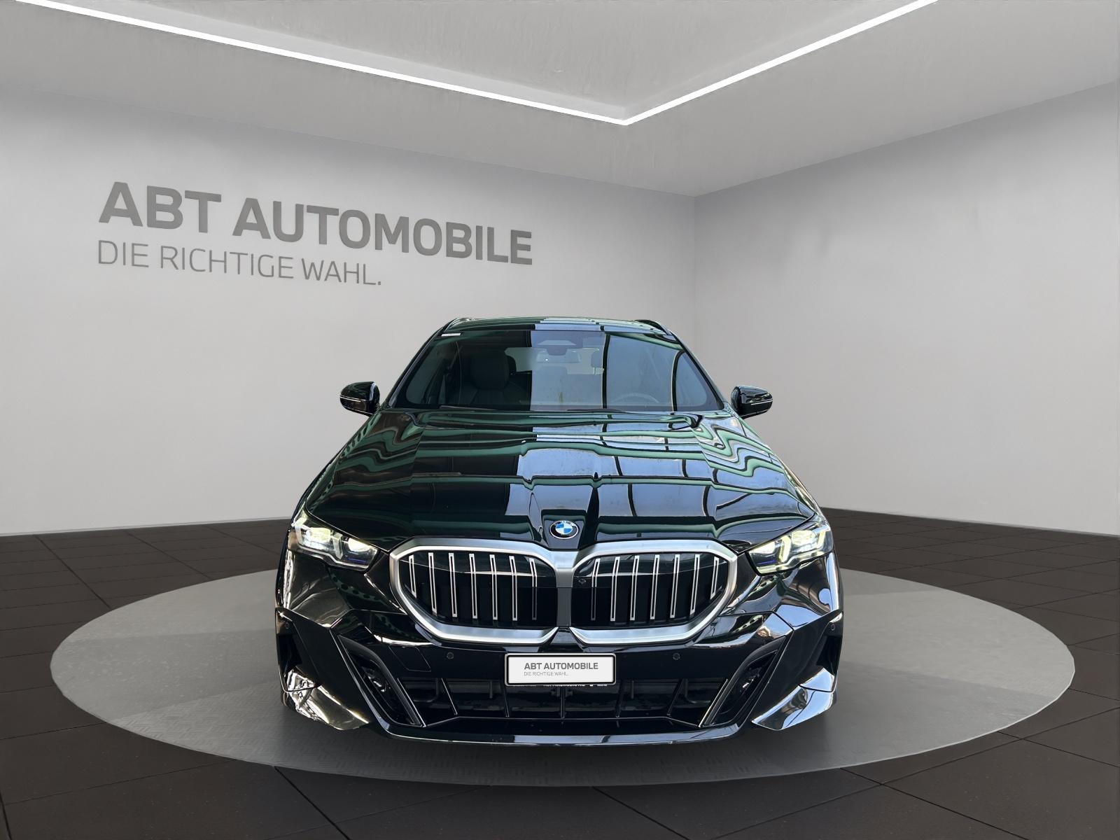 BMW 520d xDrive Touring-image-1