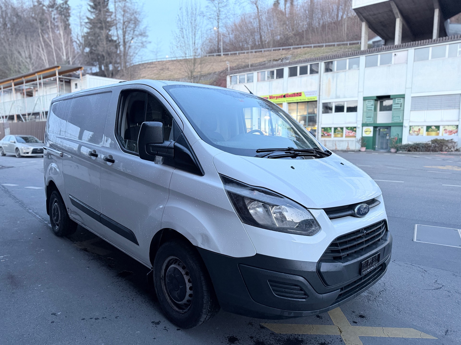 FORD Transit Custom Van 250 L1H1 Level 3-image-7