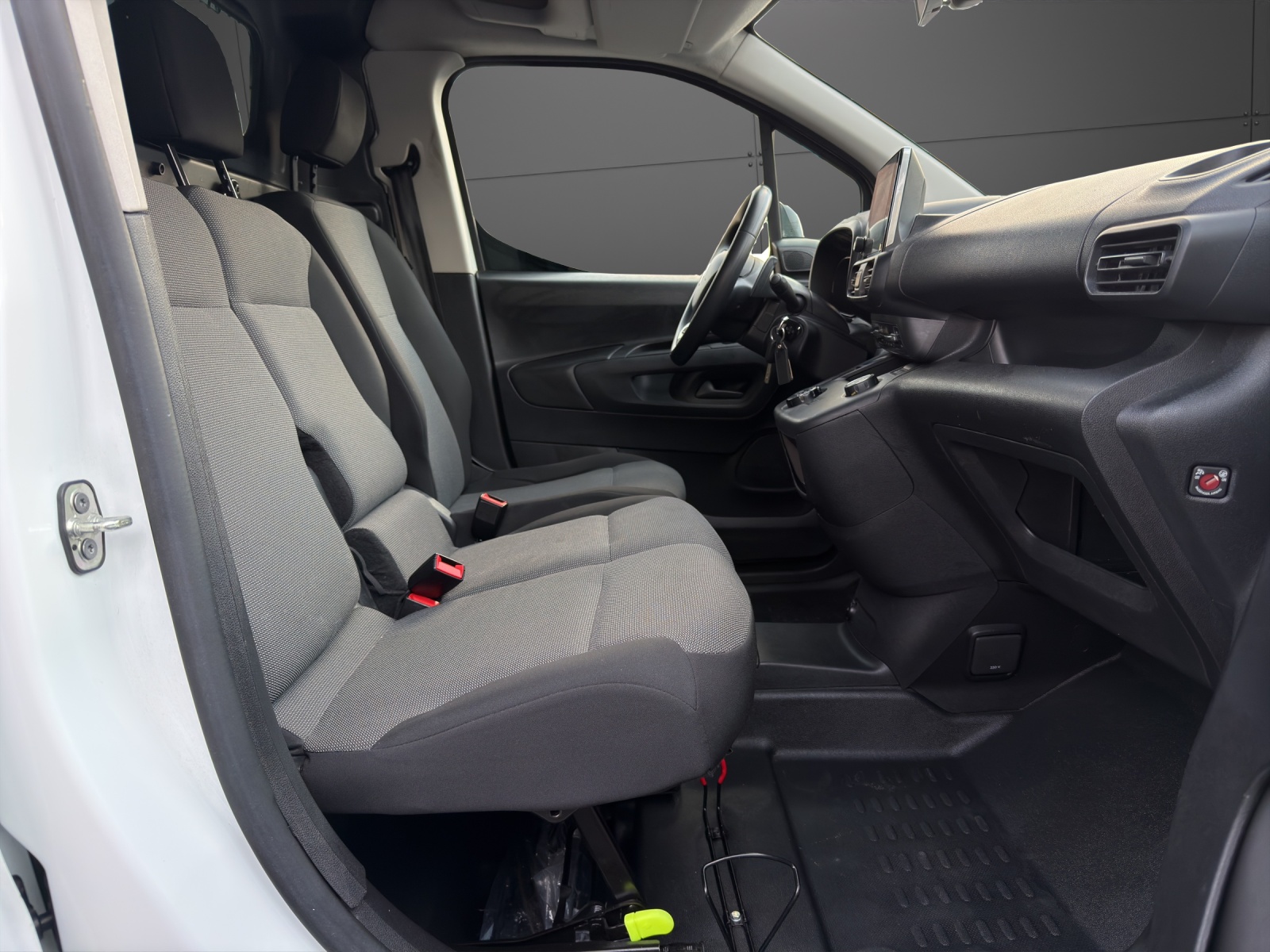 CITROEN Berlingo Van 1.2 Pure Tech 130s/s Worker Long EAT8 1000kg-image-9