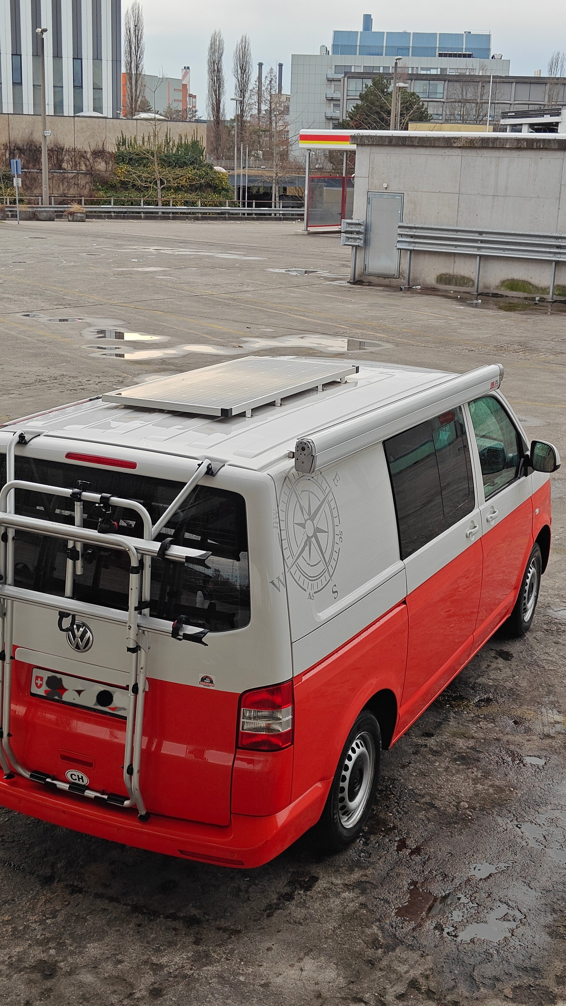 VW T5 2.0 TDI-image-1