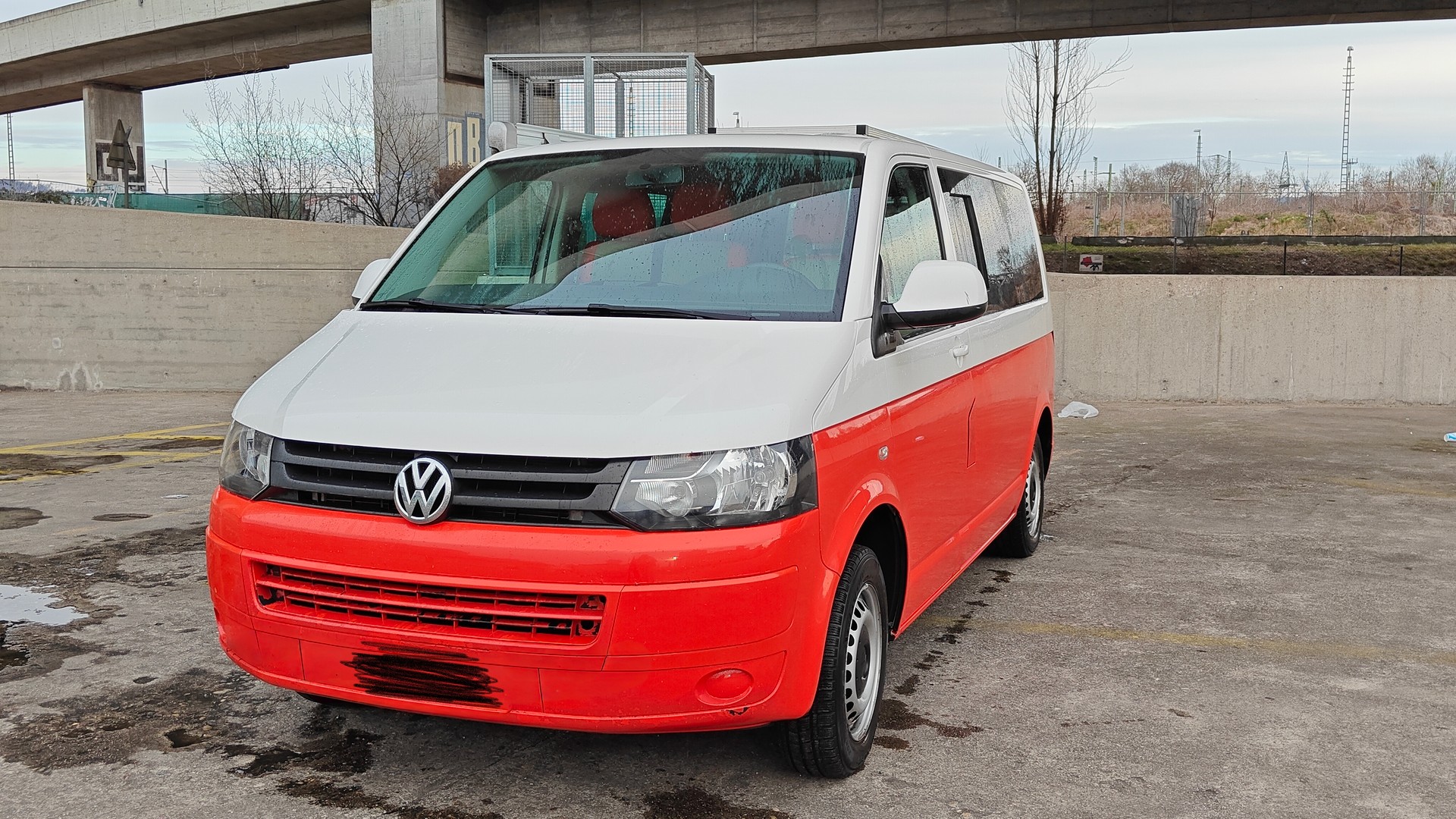 VW T5 2.0 TDI-image-12