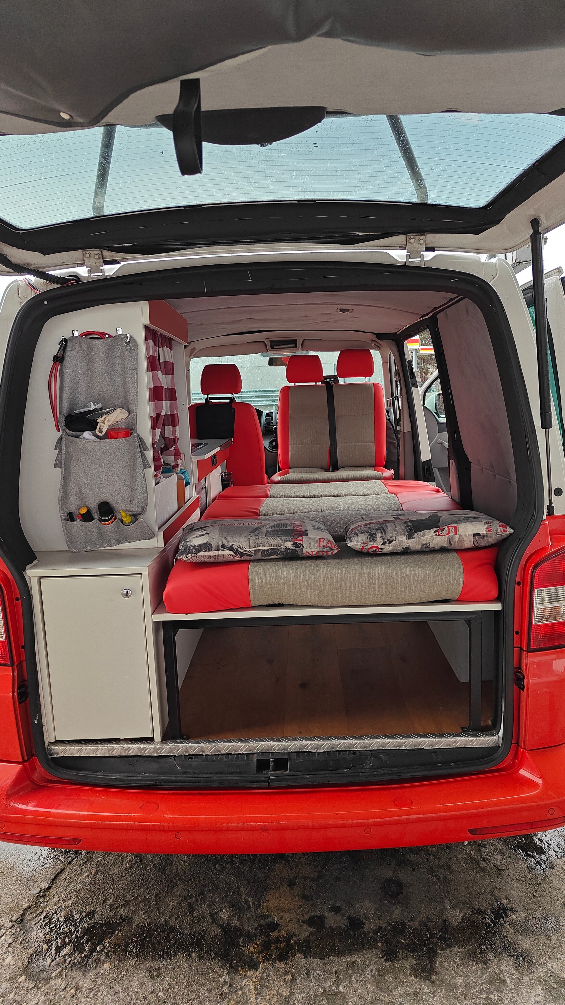 VW T5 2.0 TDI-image-11