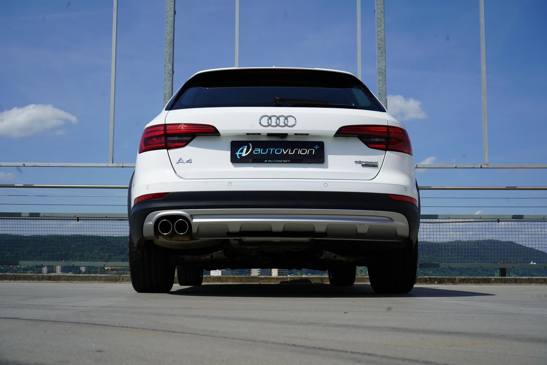 AUDI A4 ALLROAD 3.0 TDI QUATTRO S-TRONIC l 218 PS-image-18