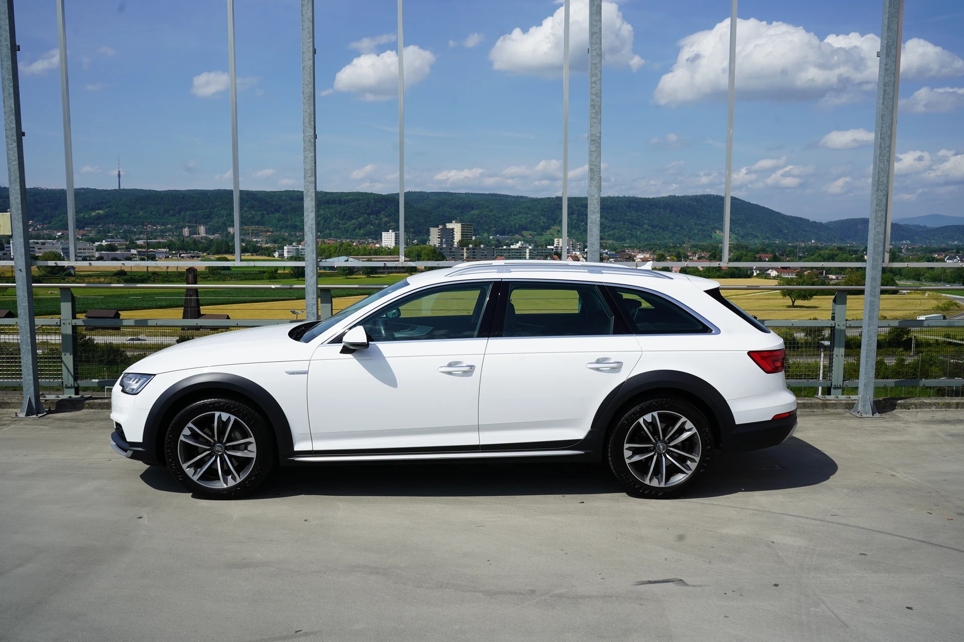 AUDI A4 ALLROAD 3.0 TDI QUATTRO S-TRONIC l 218 PS-image-5
