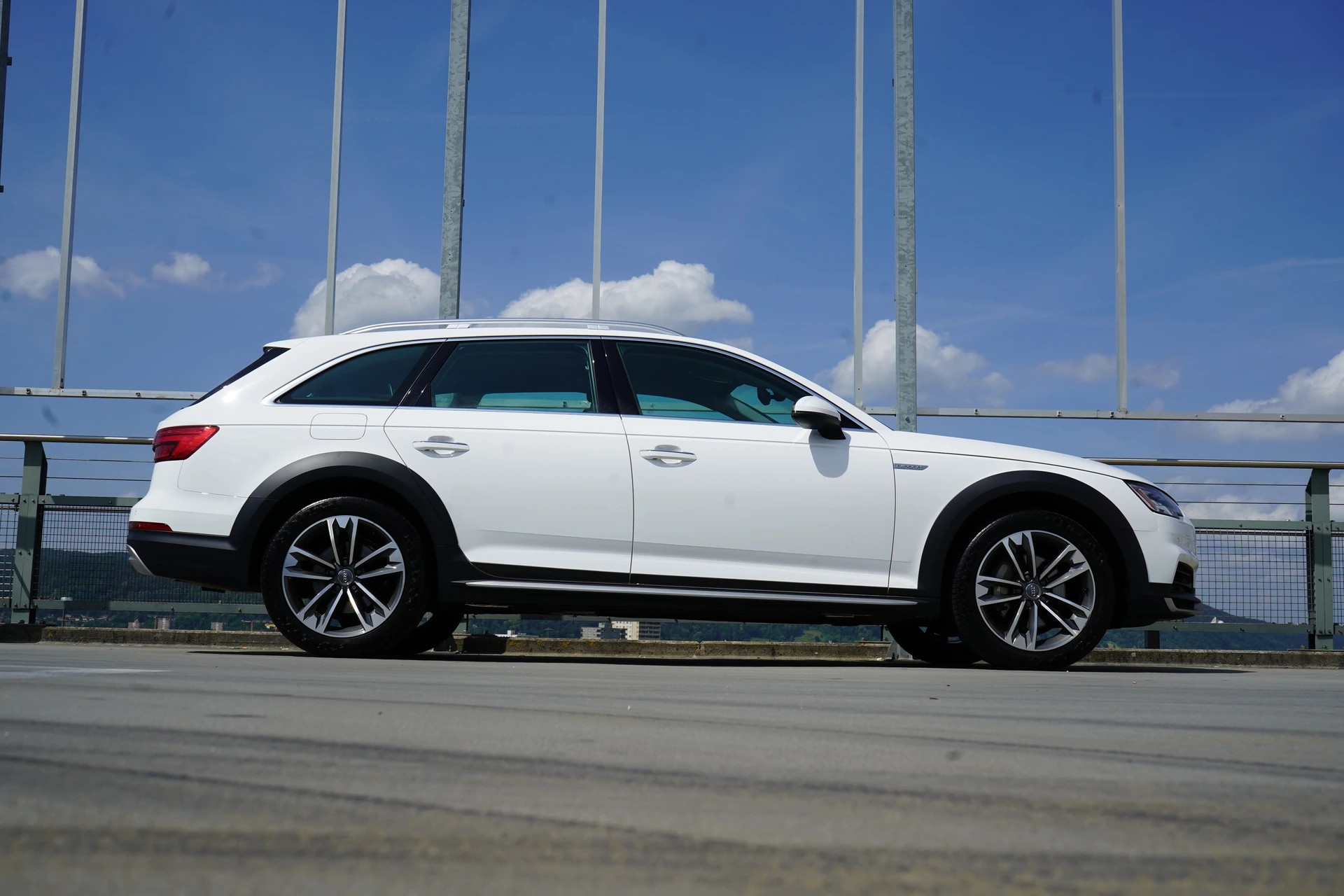 AUDI A4 ALLROAD 3.0 TDI QUATTRO S-TRONIC l 218 PS-image-2