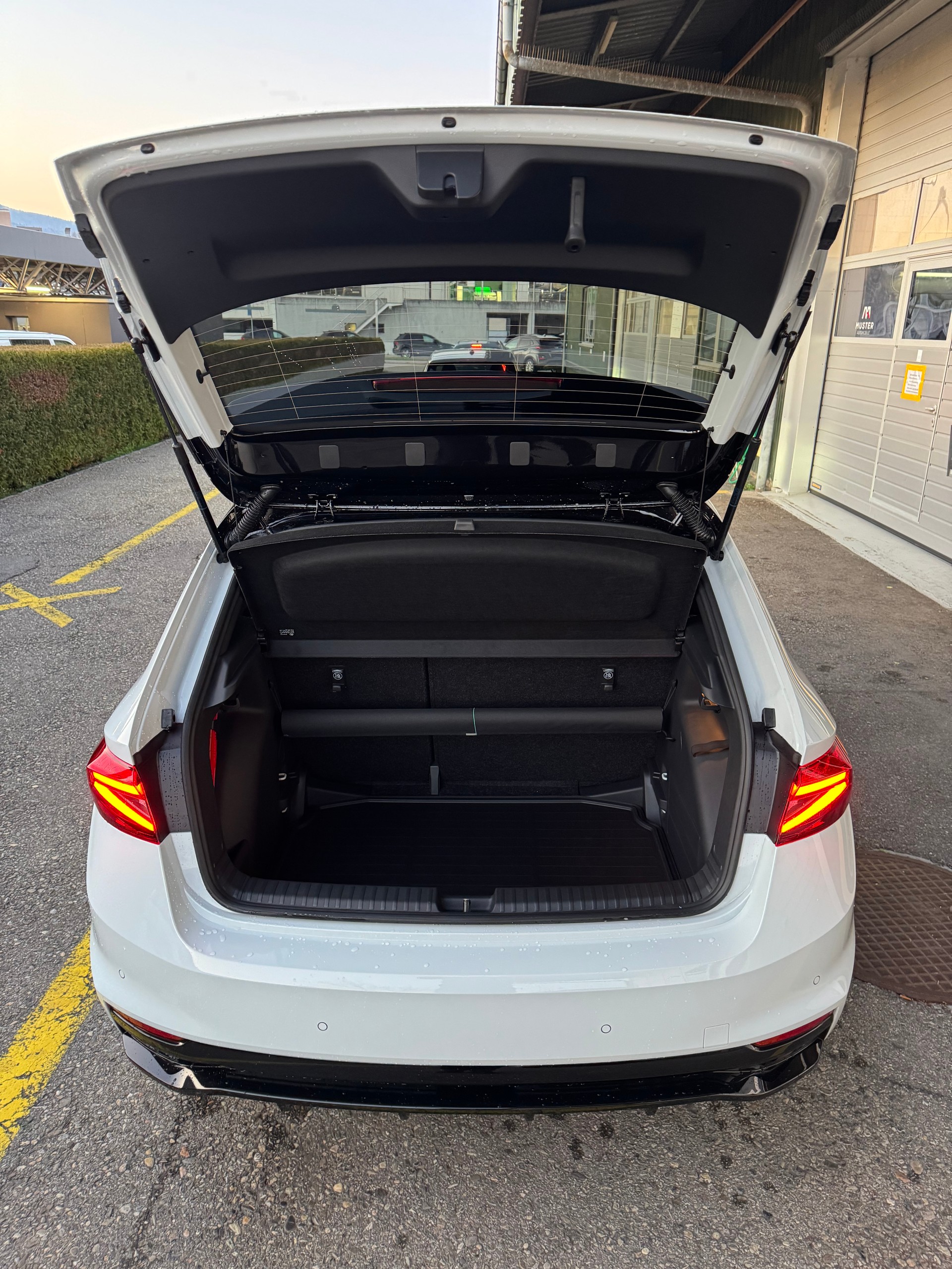 SKODA Fabia 1.0 TSI Monte Carlo DSG 116 PS mit 32 % Rabatt ! 5 Jahre Garantie !-image-17