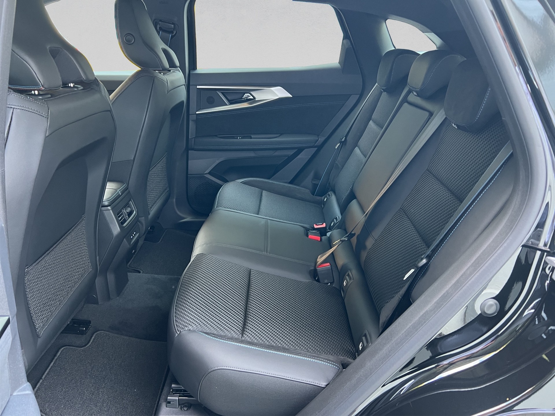 RENAULT Austral 1.2 HEV 200 esprit Alpine A-image-11