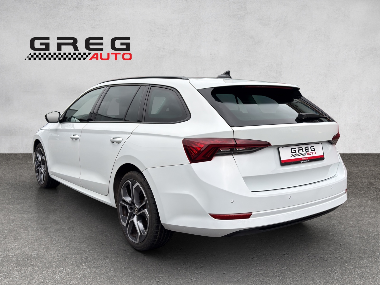 SKODA Octavia Combi 1.5 TSI mHEV DSG Style-image-2