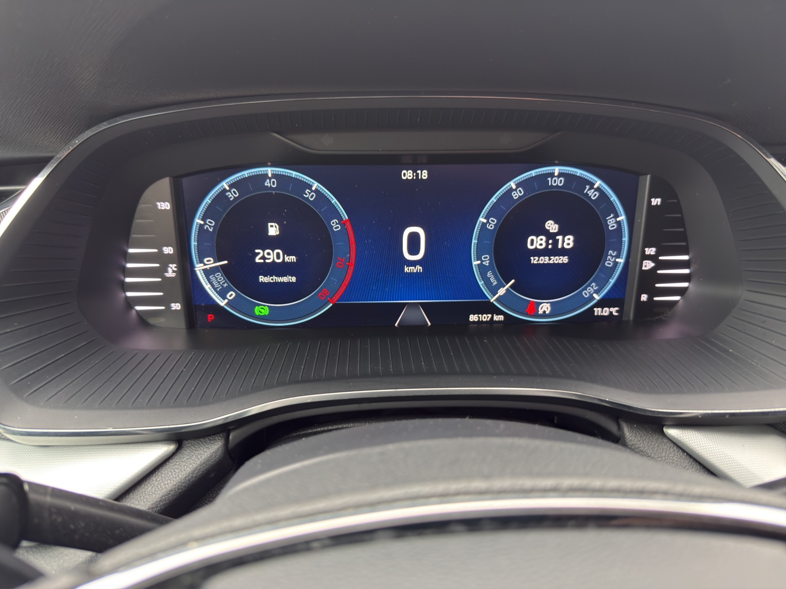SKODA Octavia Combi 1.5 TSI mHEV DSG Style-image-11