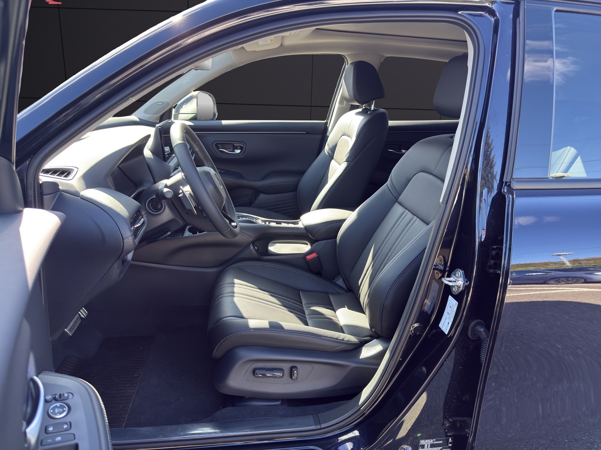 HONDA ZR-V 2.0i MMD Hybrid Advance Automatic-image-14