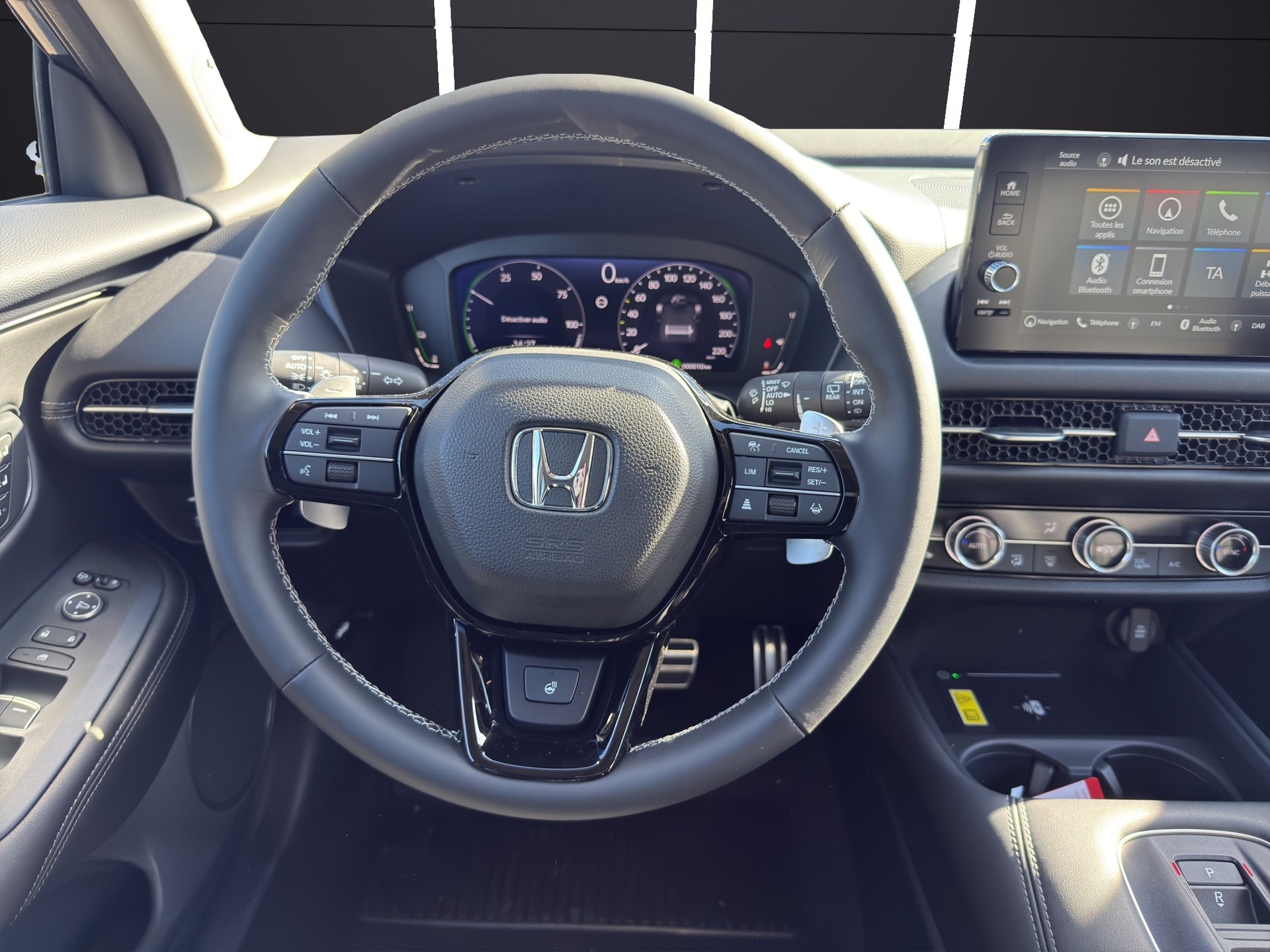 HONDA ZR-V 2.0i MMD Hybrid Advance Automatic-image-9