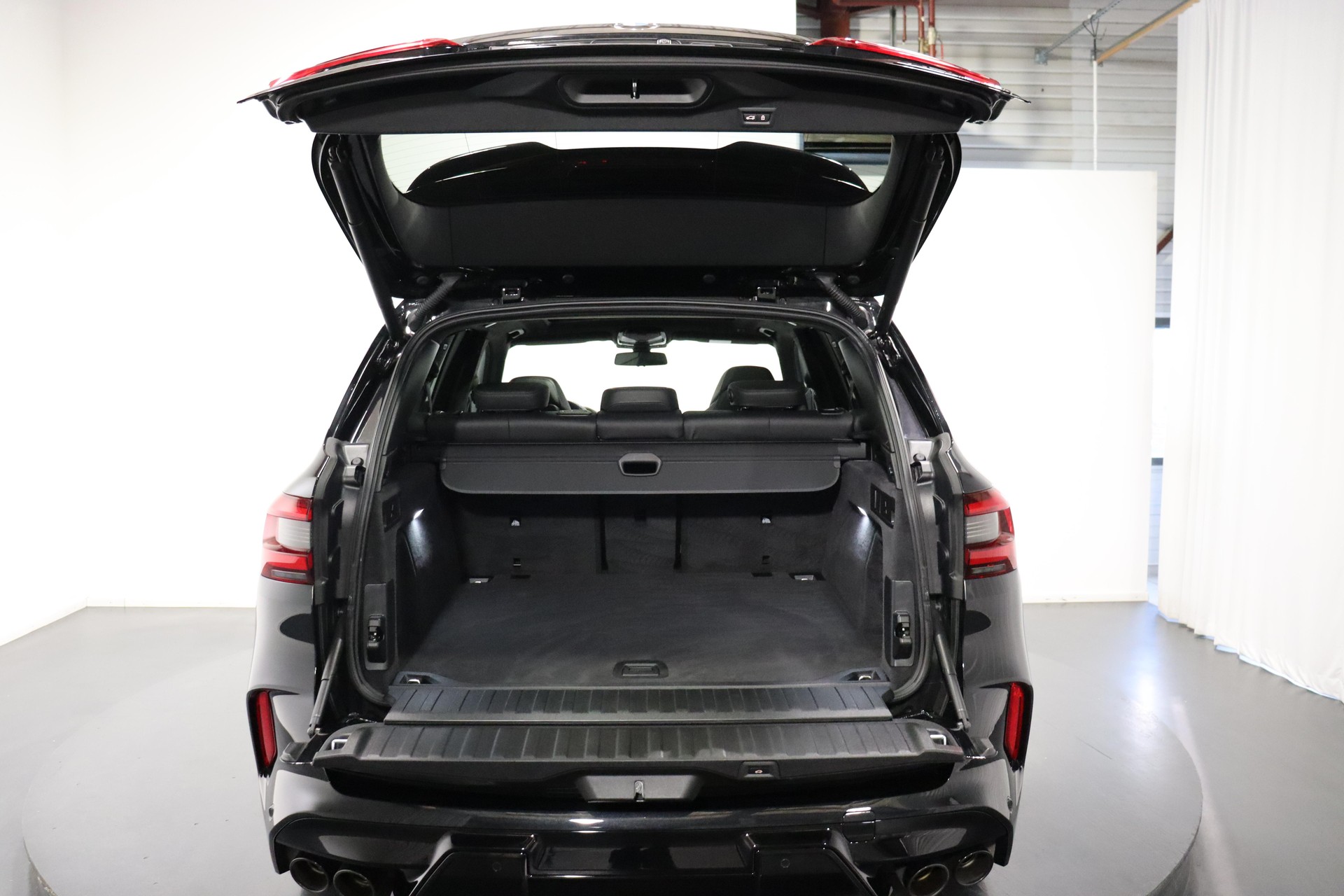 BMW X5 M Competition-image-4