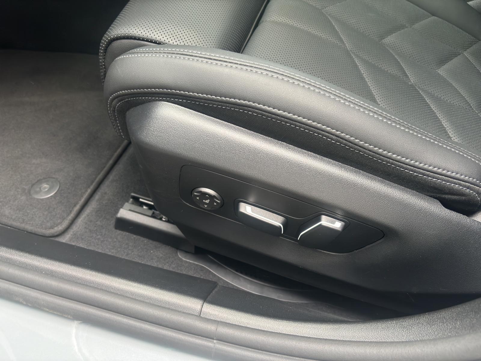 BMW 520d xDrive Touring-image-12