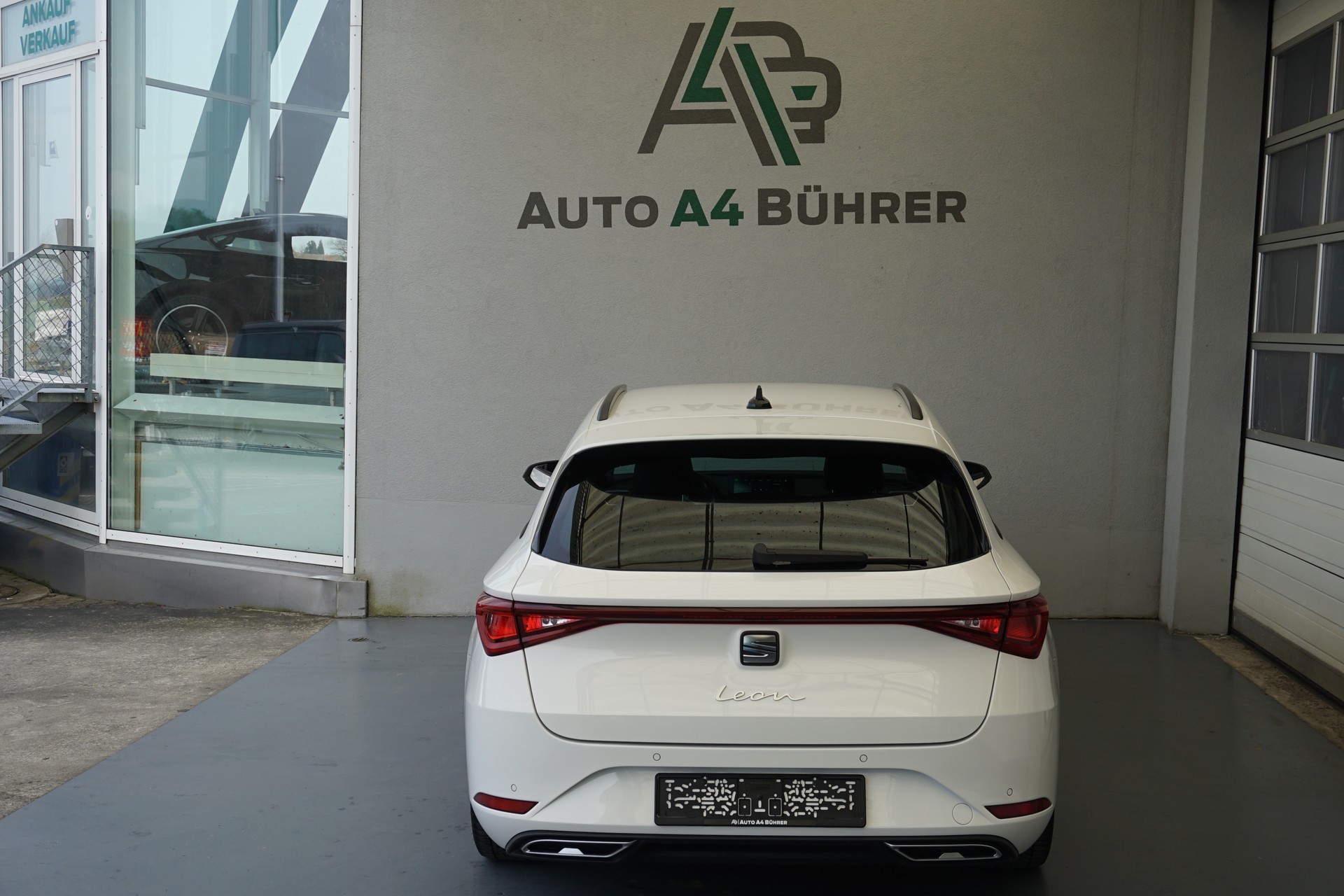 SEAT Leon ST 1.4 eHybrid Formula Racing "wenn Akku geladen nur 1.5lt.Benzinverbrauch auf 100km"-image-10