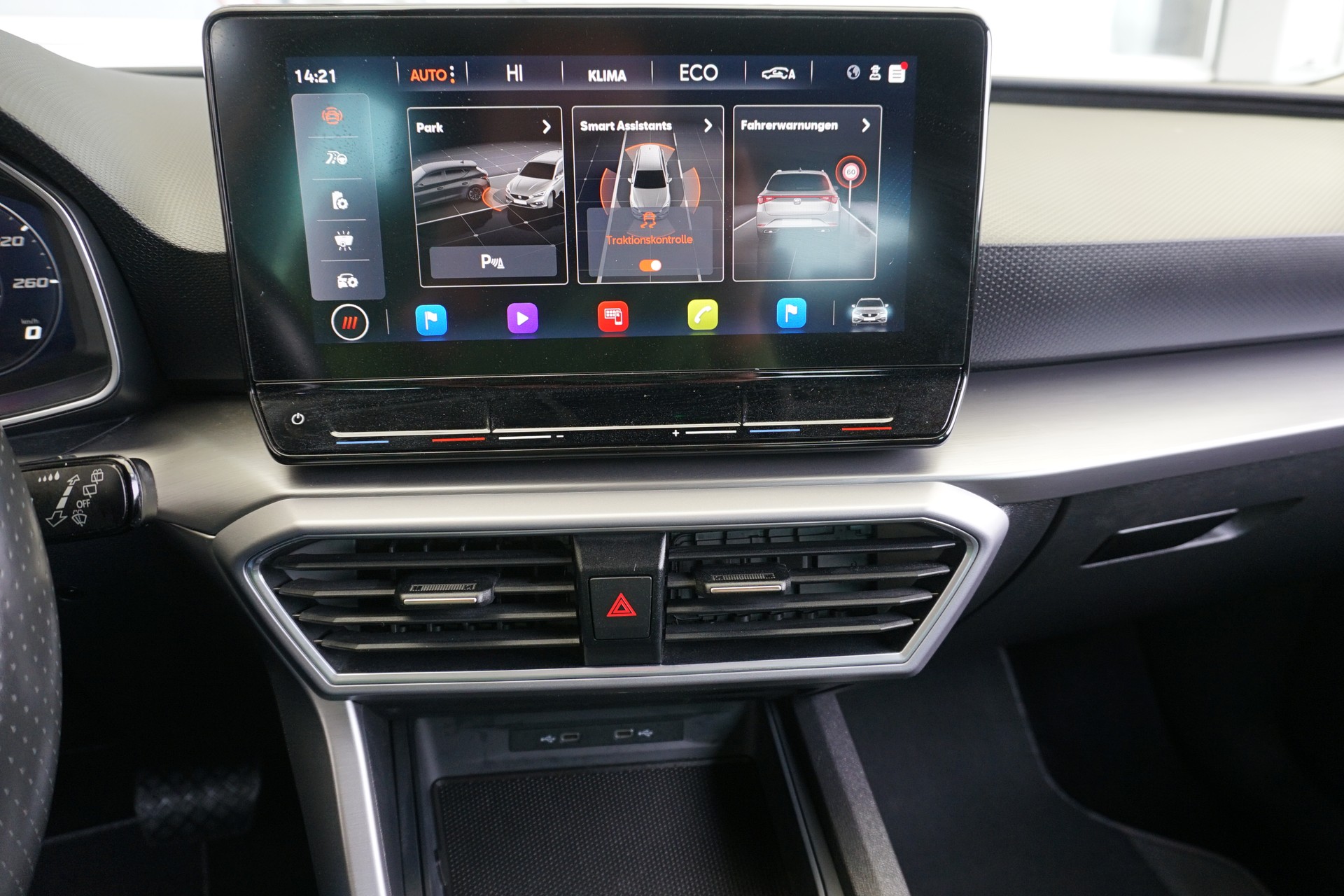 SEAT Leon ST 1.4 eHybrid Formula Racing "wenn Akku geladen nur 1.5lt.Benzinverbrauch auf 100km"-image-18