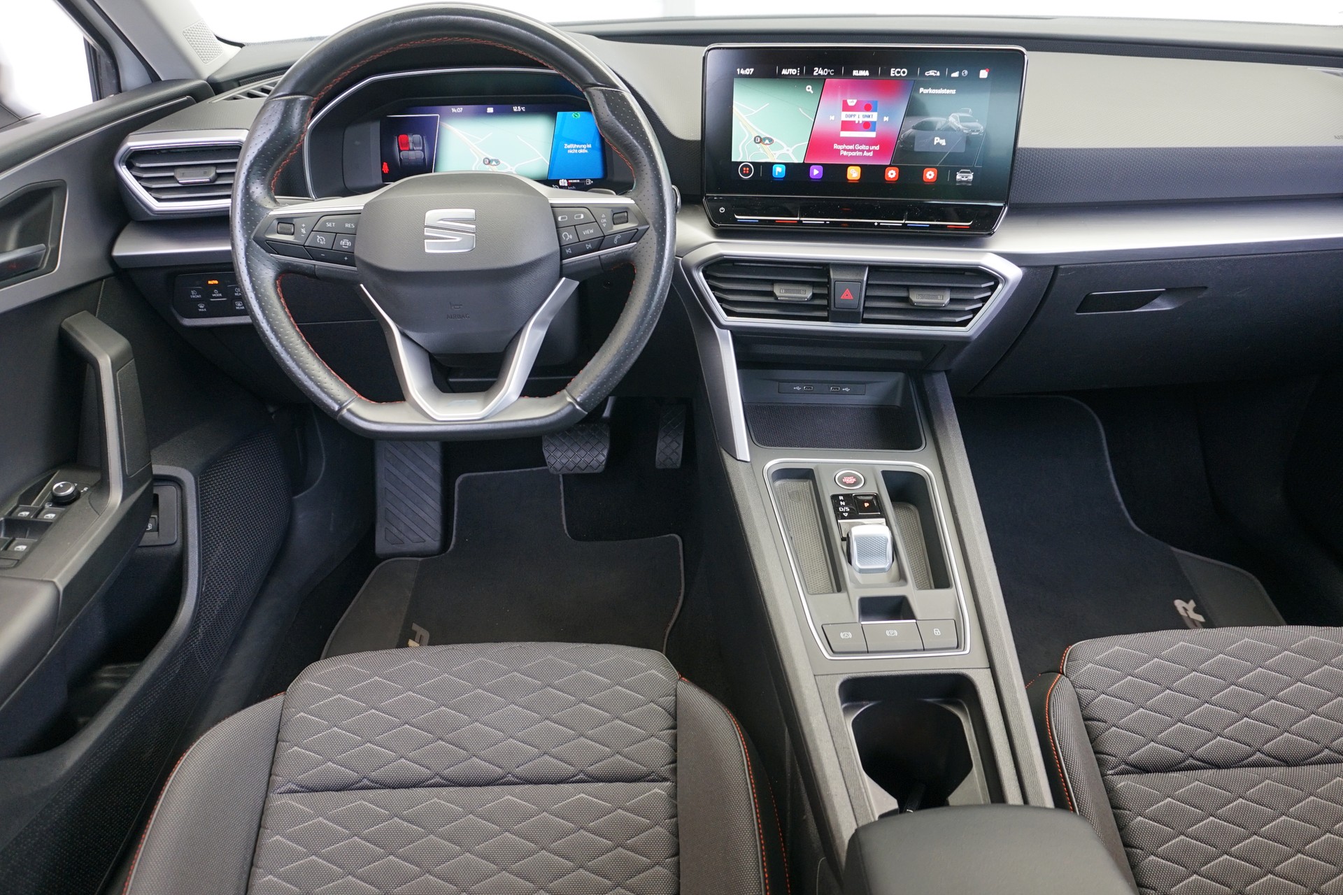 SEAT Leon ST 1.4 eHybrid Formula Racing "wenn Akku geladen nur 1.5lt.Benzinverbrauch auf 100km"-image-14