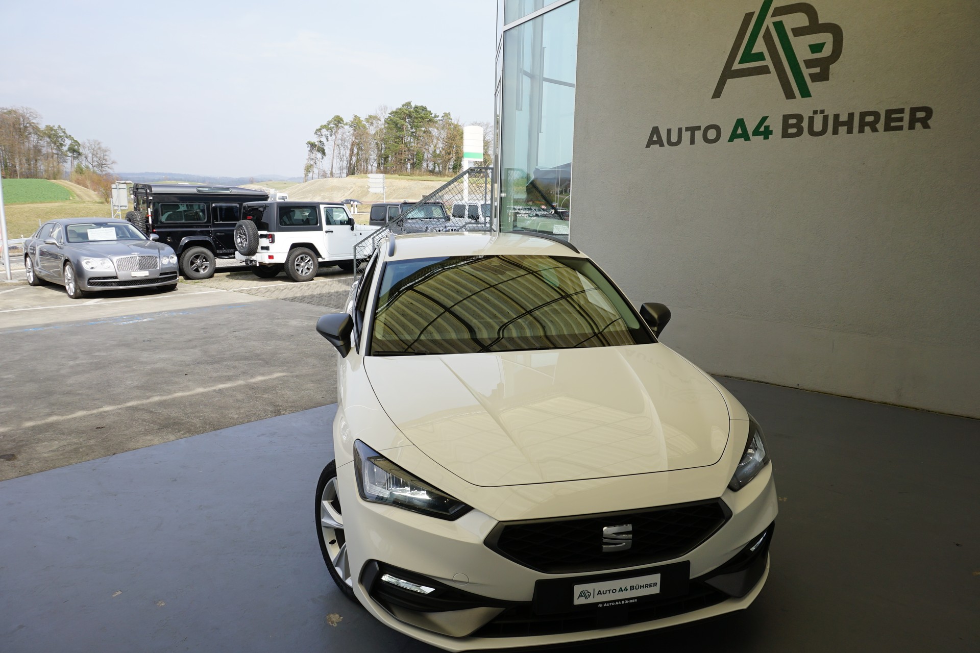 SEAT Leon ST 1.4 eHybrid Formula Racing "wenn Akku geladen nur 1.5lt.Benzinverbrauch auf 100km"-image-2