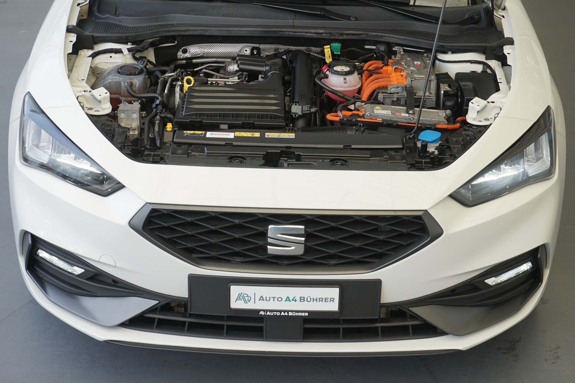 SEAT Leon ST 1.4 eHybrid Formula Racing "wenn Akku geladen nur 1.5lt.Benzinverbrauch auf 100km"-image-12