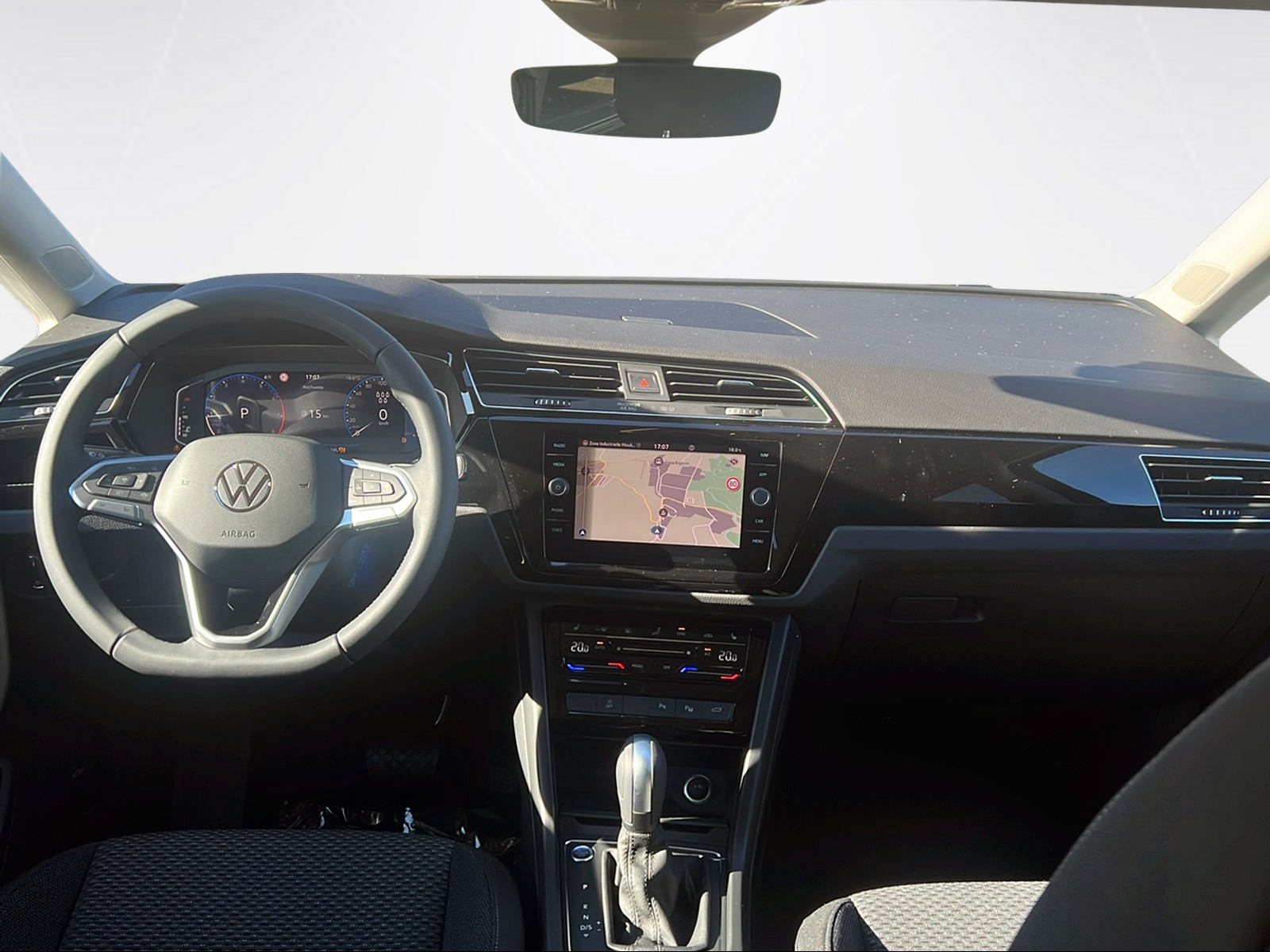 VW Touran United 1.5TSI 150CH DSG-image-7