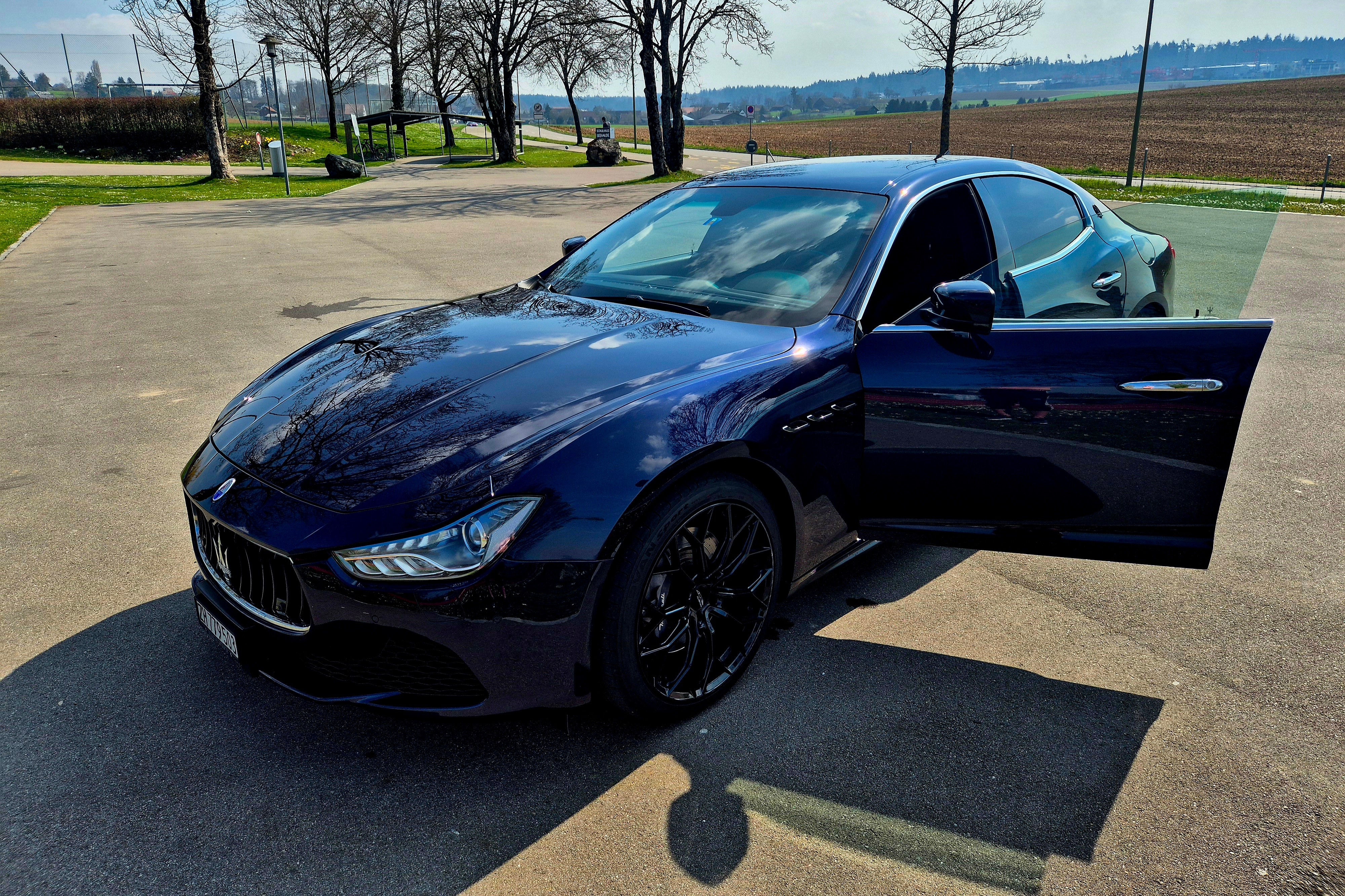 Car photo