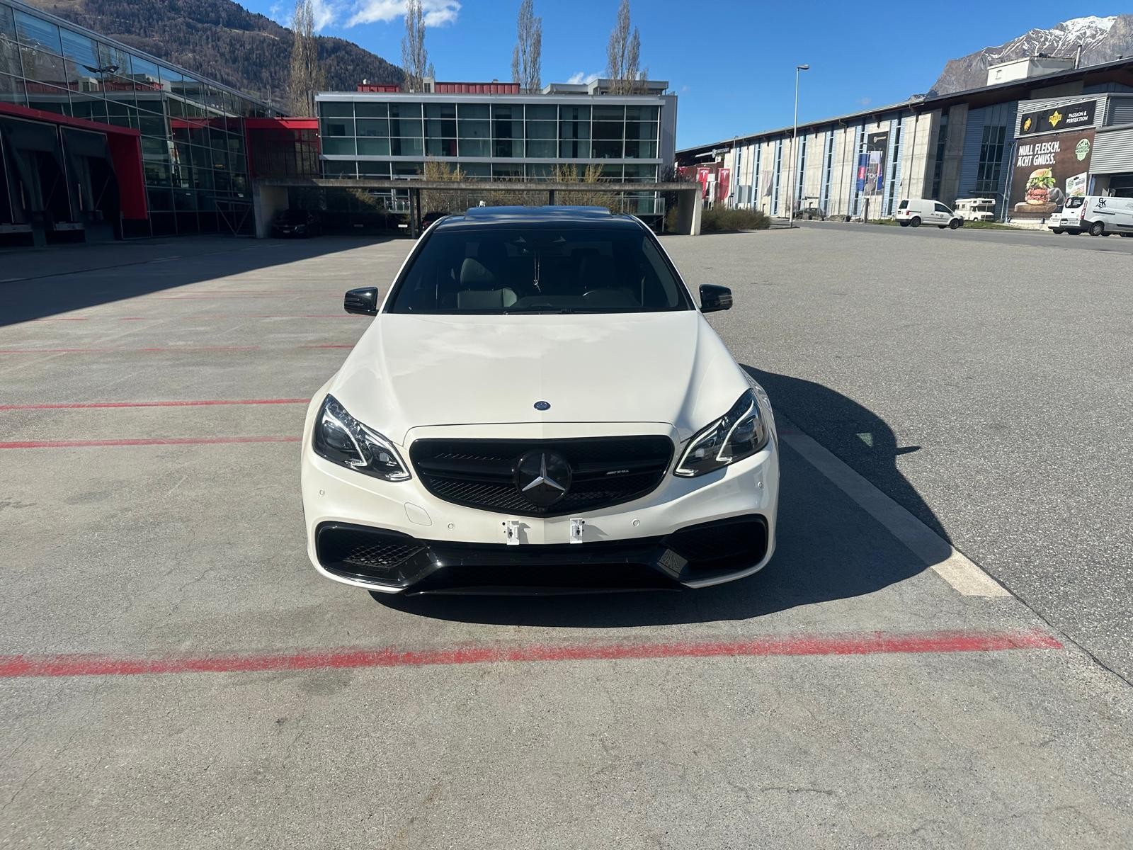 MERCEDES-BENZ E 63 AMG S 4Matic Speedshift-image-4