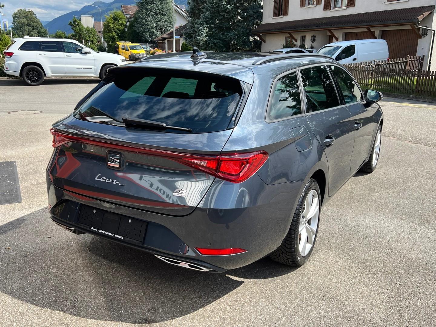 SEAT Leon ST 1.4 eHybrid Move FR DSG-image-4