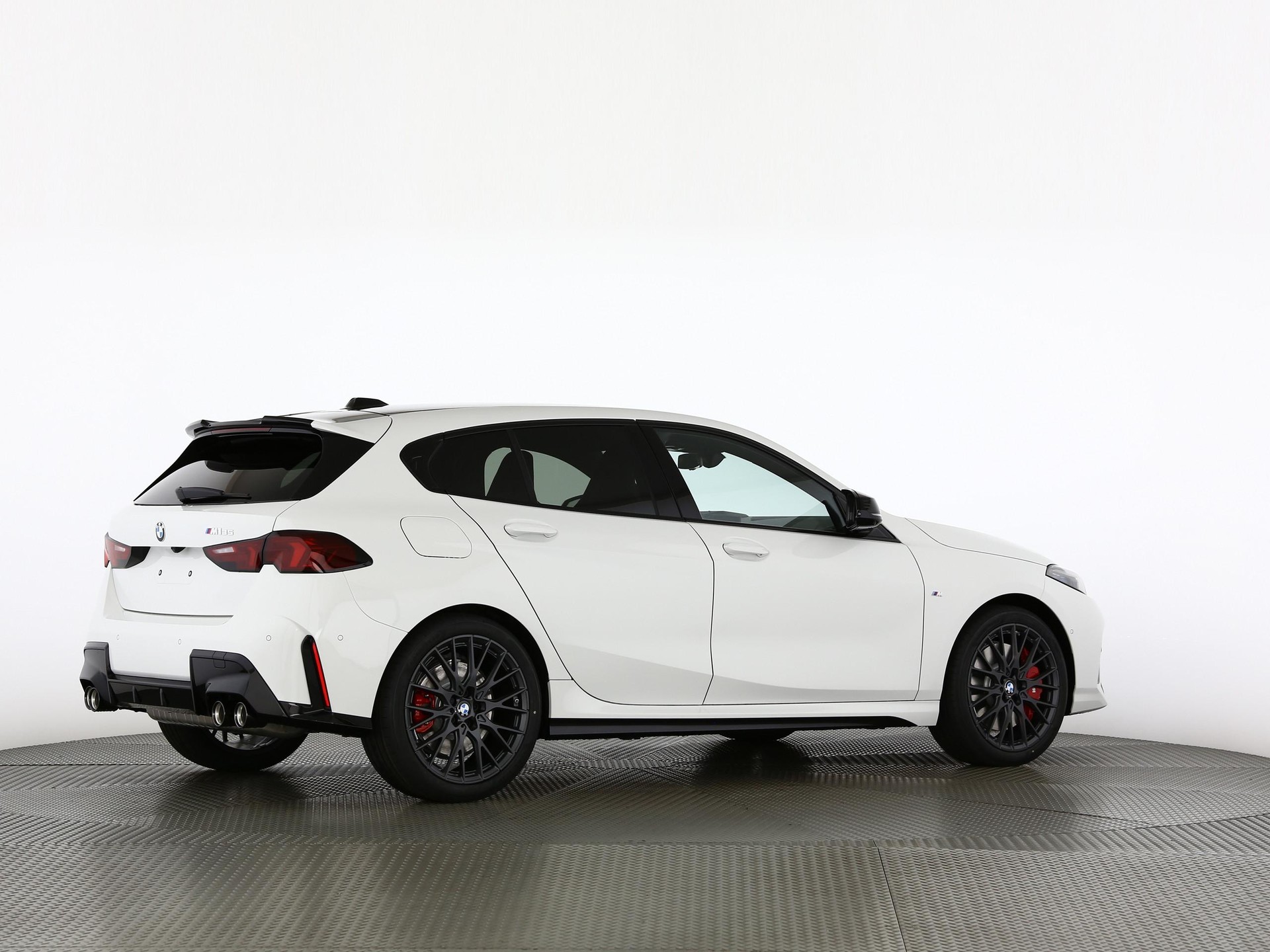 BMW M135i xDrive-image-20
