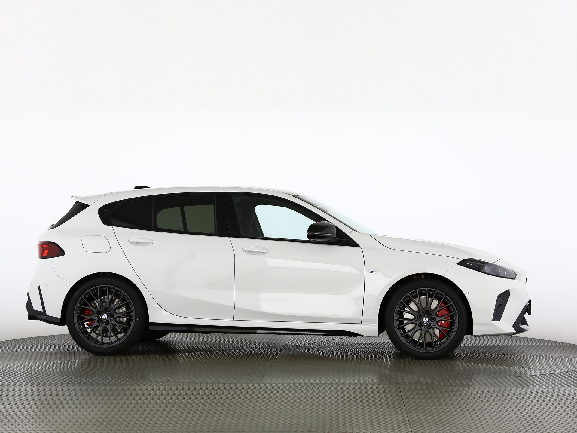 BMW M135i xDrive-image-23