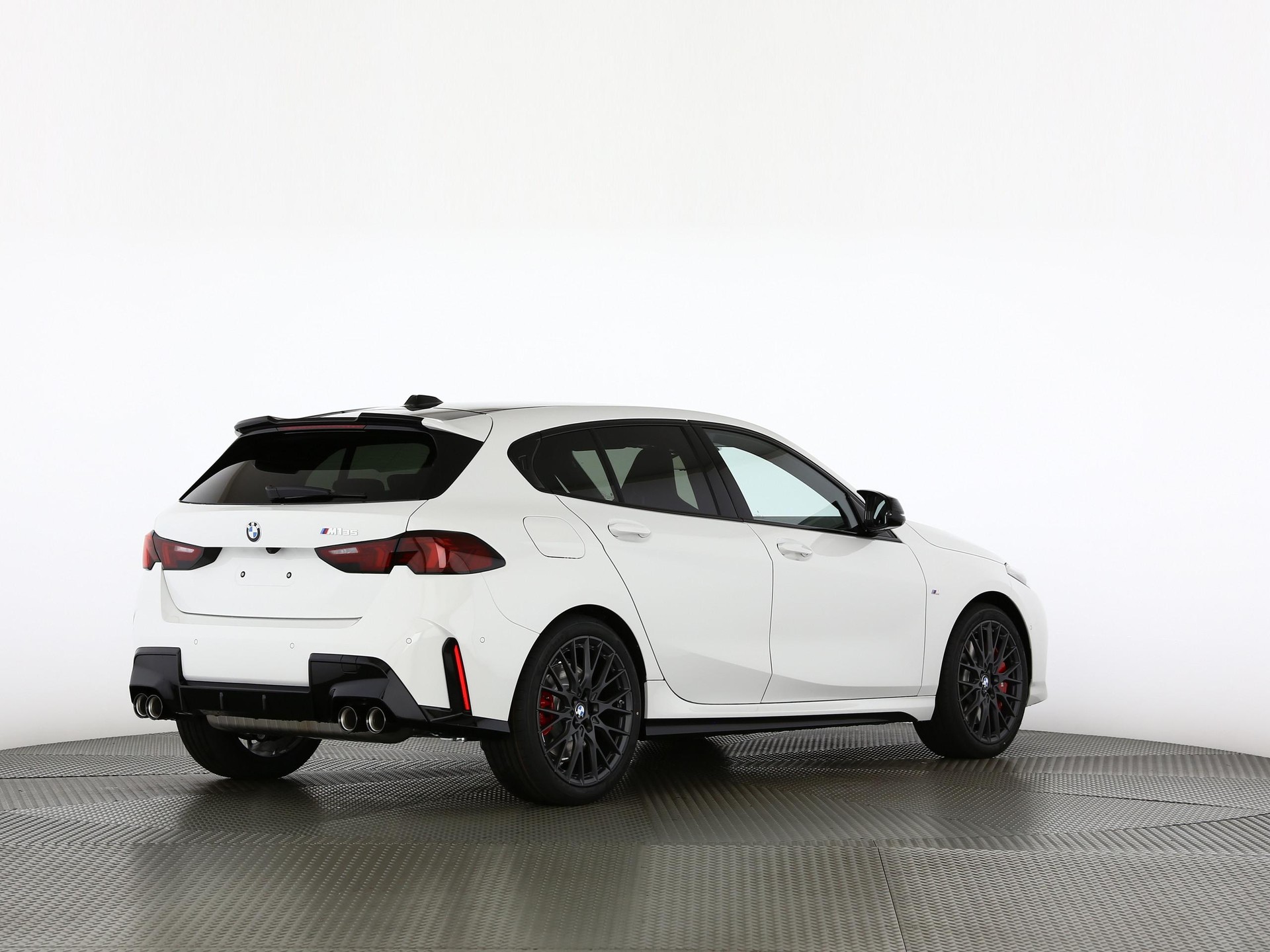 BMW M135i xDrive-image-19