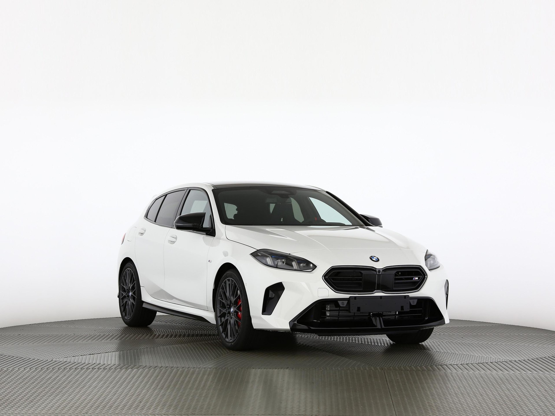 BMW M135i xDrive-image-27