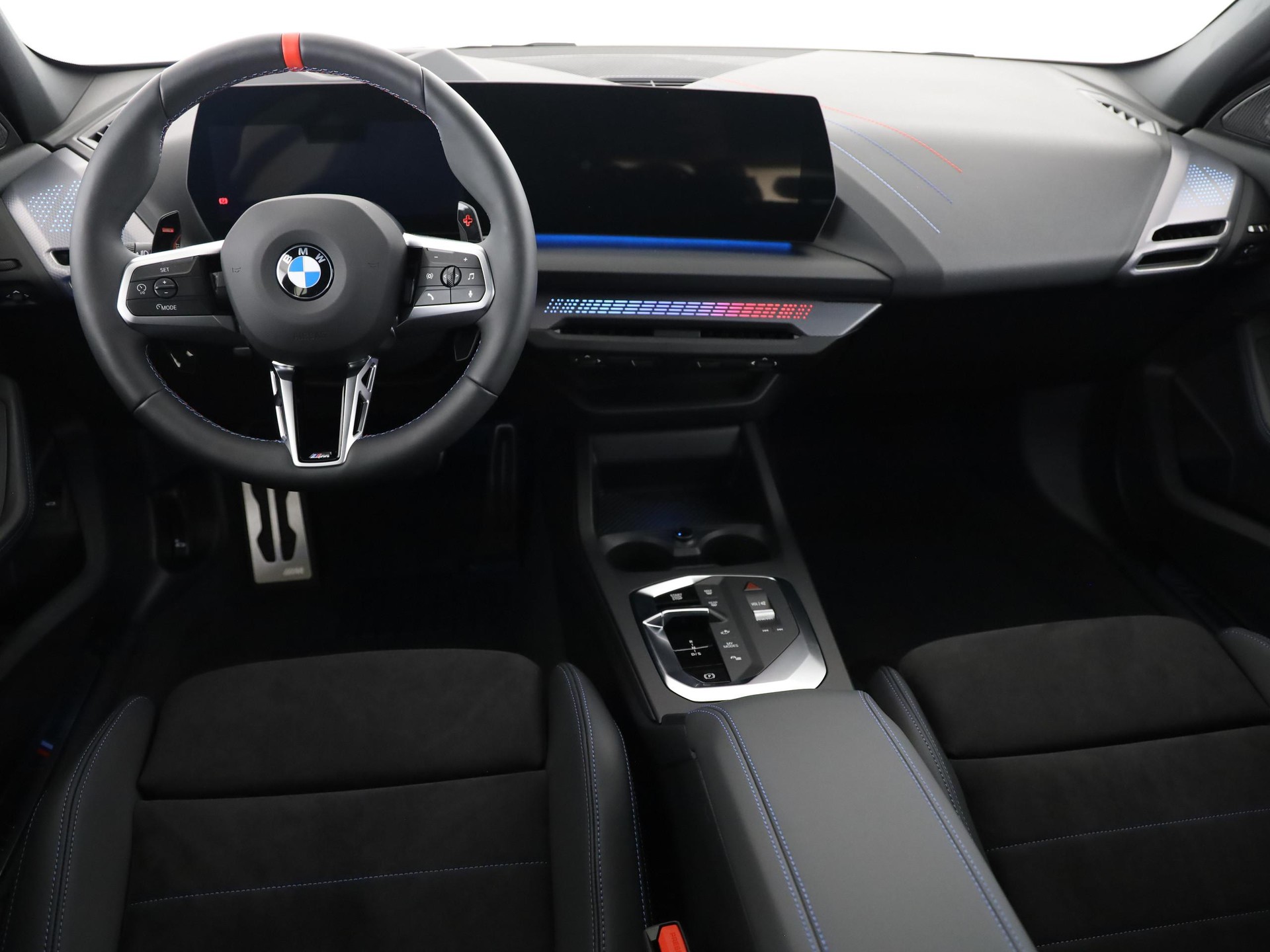 BMW M135i xDrive-image-5