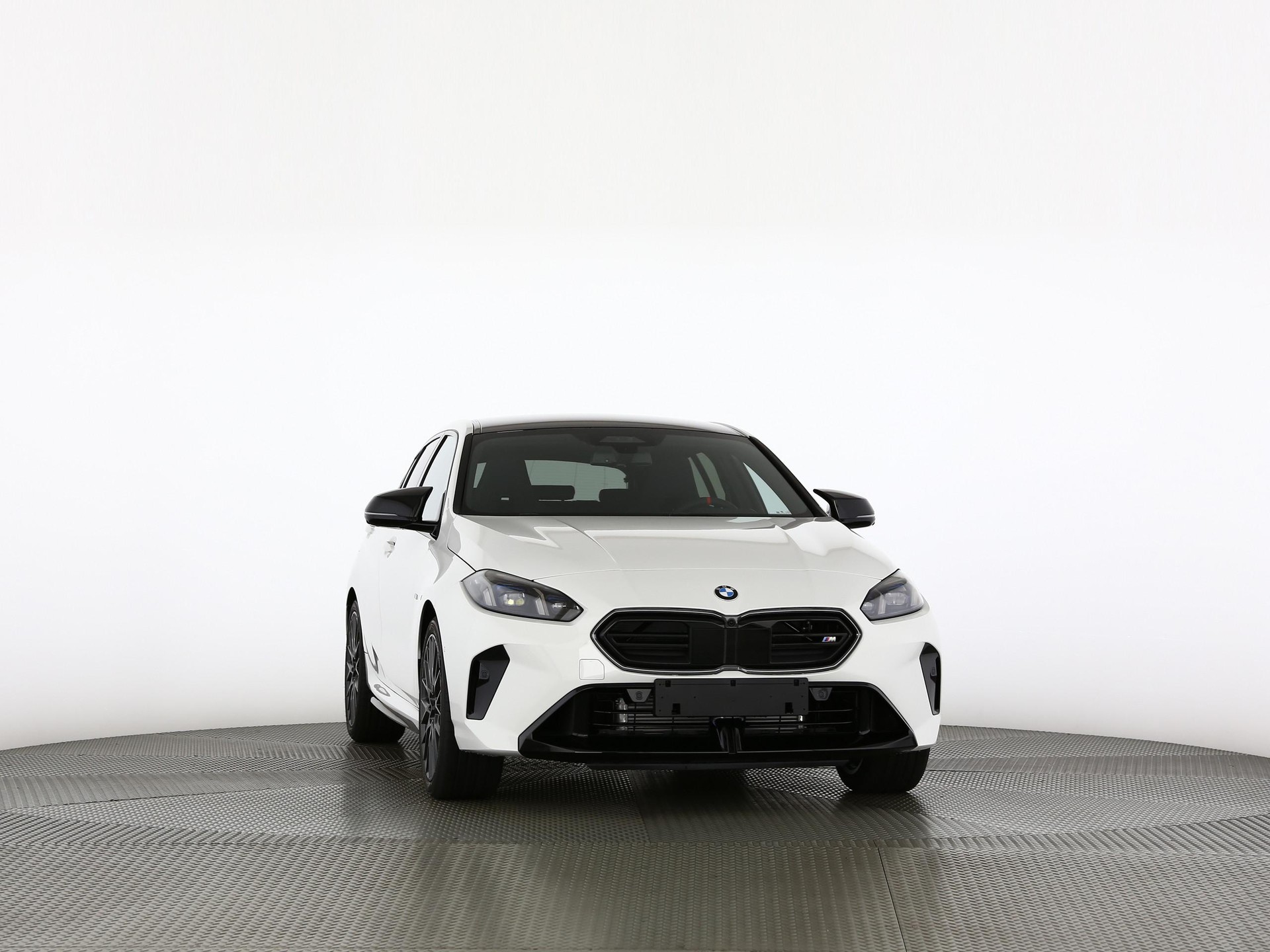 BMW M135i xDrive-image-28