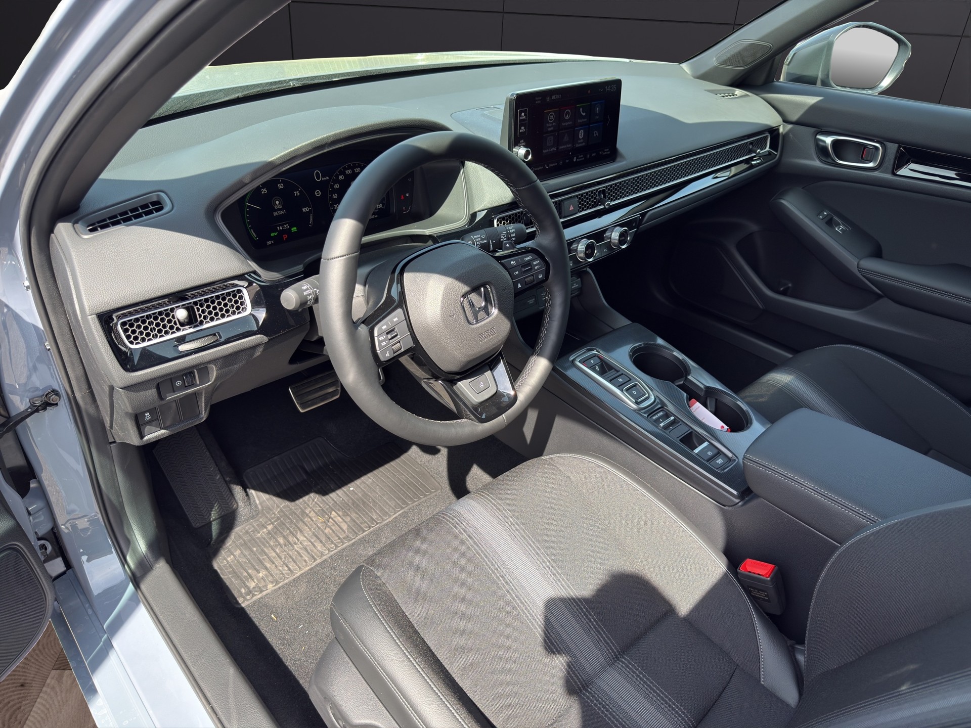 HONDA Civic 2.0 i-MMD HEV Sport-image-13