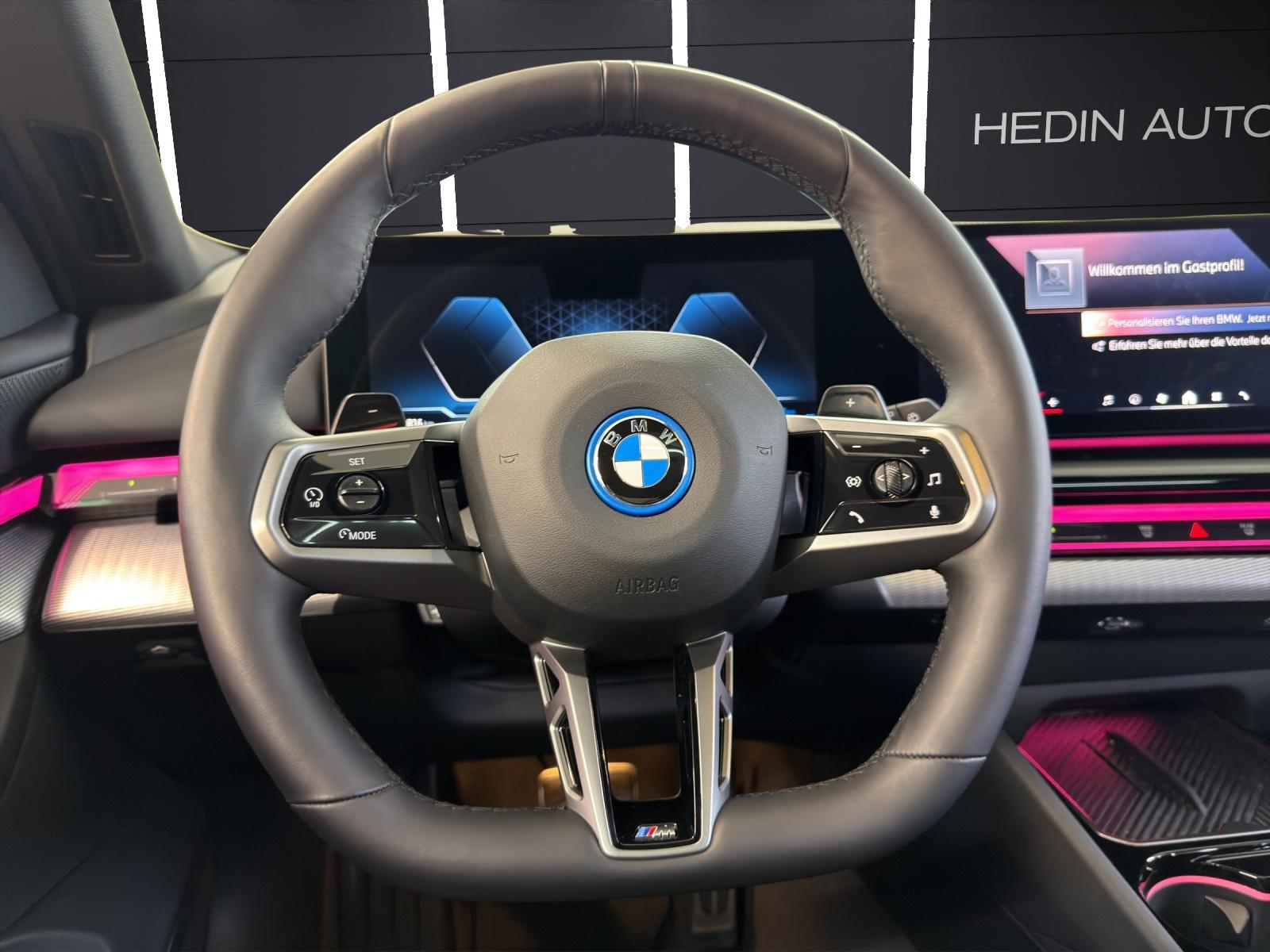 BMW 530e xDrive Touring-image-18