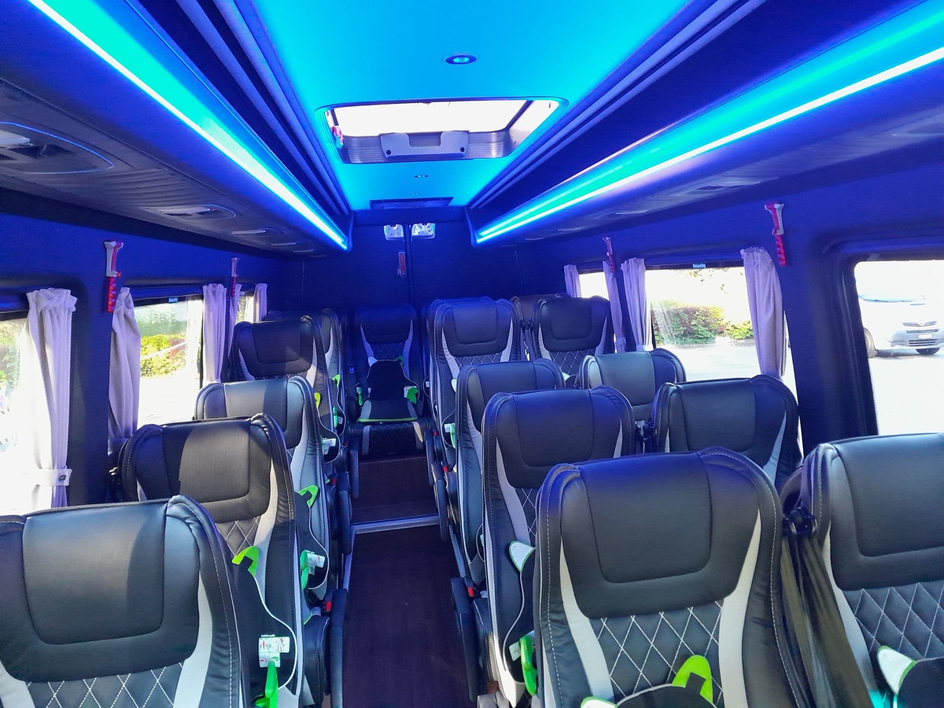 MERCEDES-BENZ 519 Sprinter 19+1+1 mit TELMA-image-2