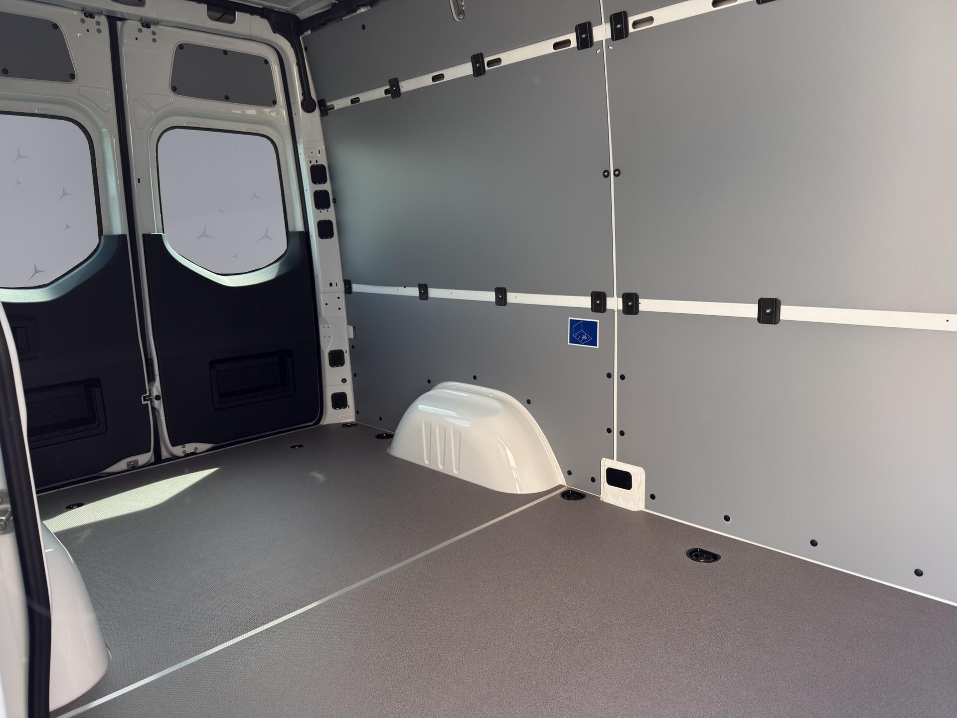 MERCEDES-BENZ Sprinter 317 Kaw. 3665 S 2.0 CDI 170 Pro-image-11